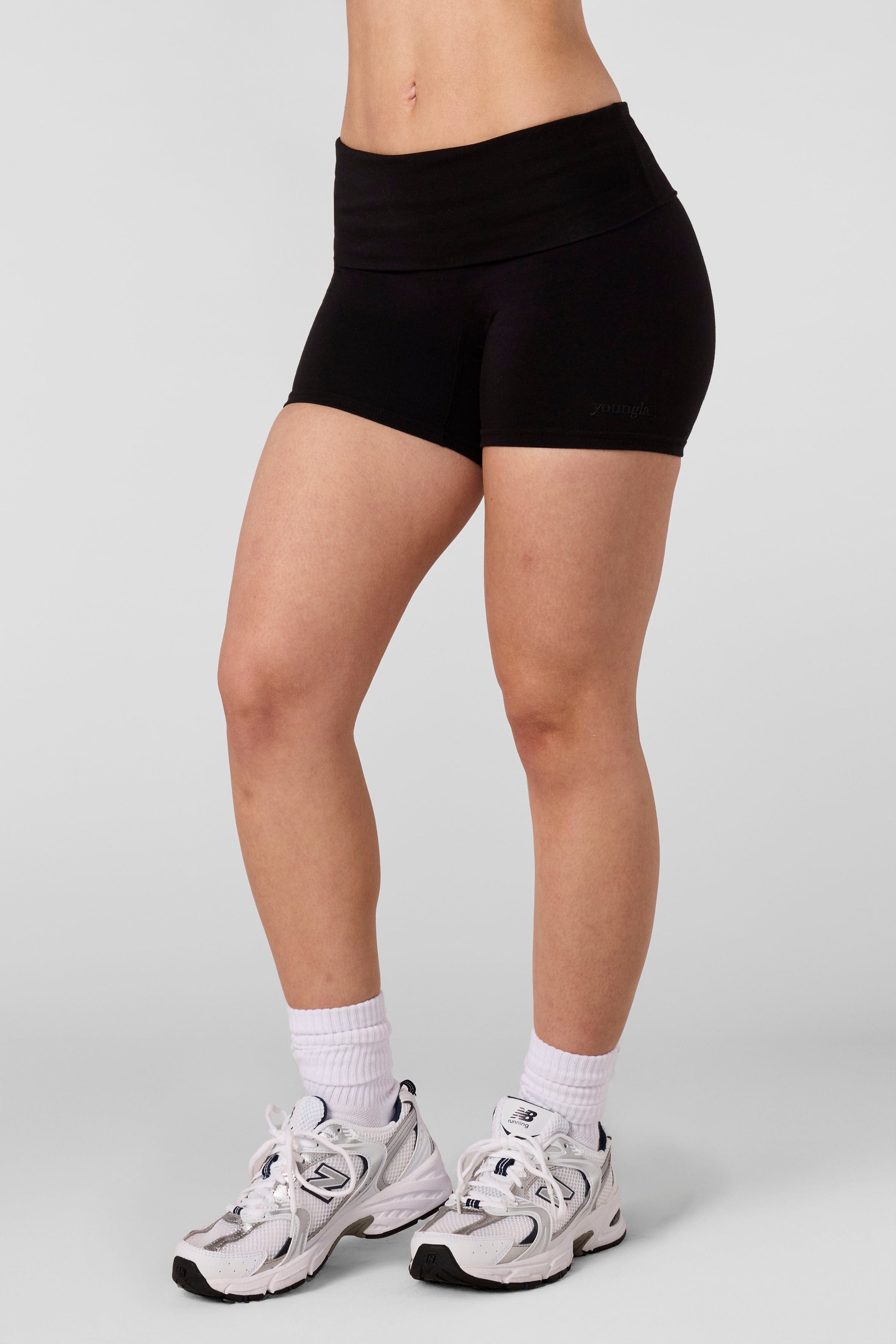 W1155 - Studio Edit Shorts