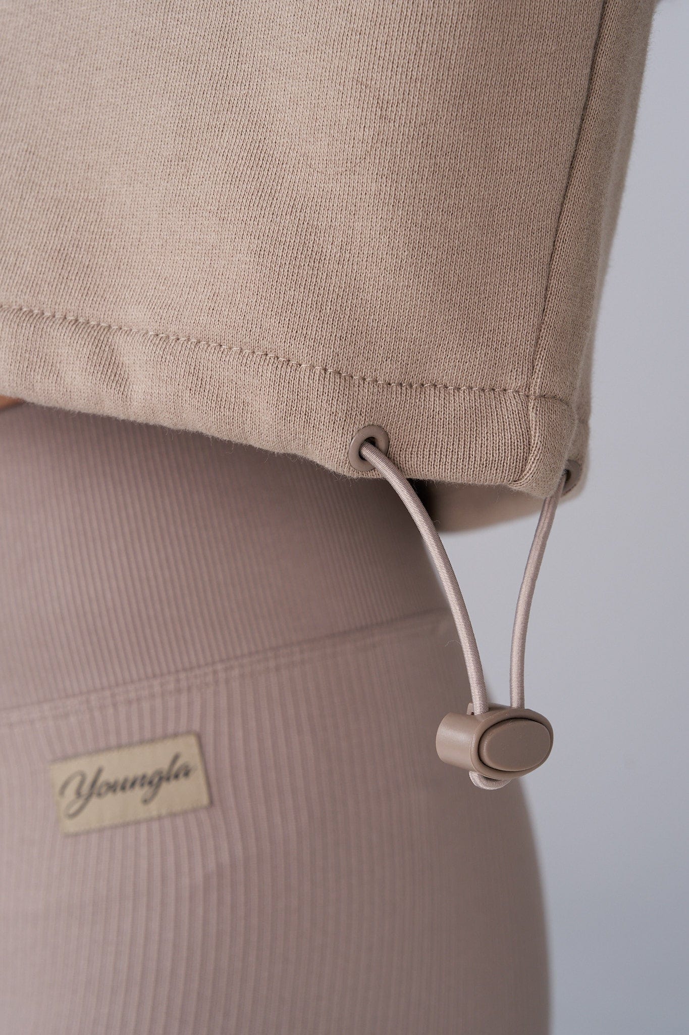 W544 Breeze Zip-Up
