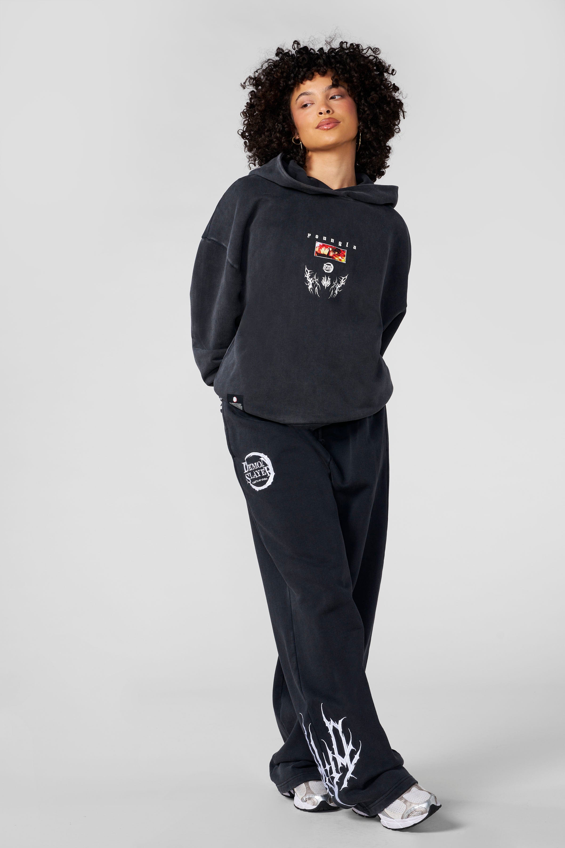 W567 - Demon Slayer: Kimetsu no Yaiba - Hoodie