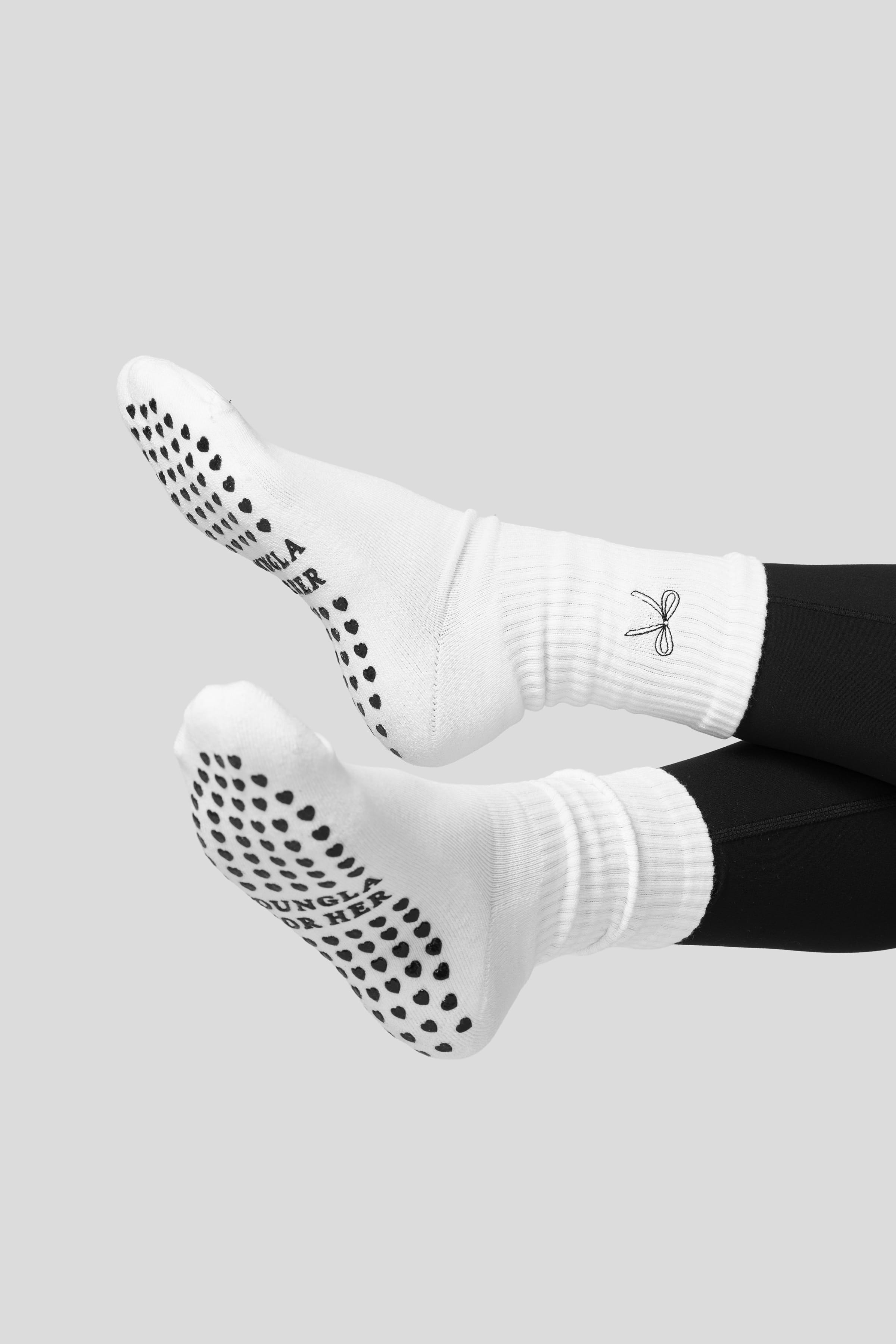 W6117 - Grip Socks - September 10th