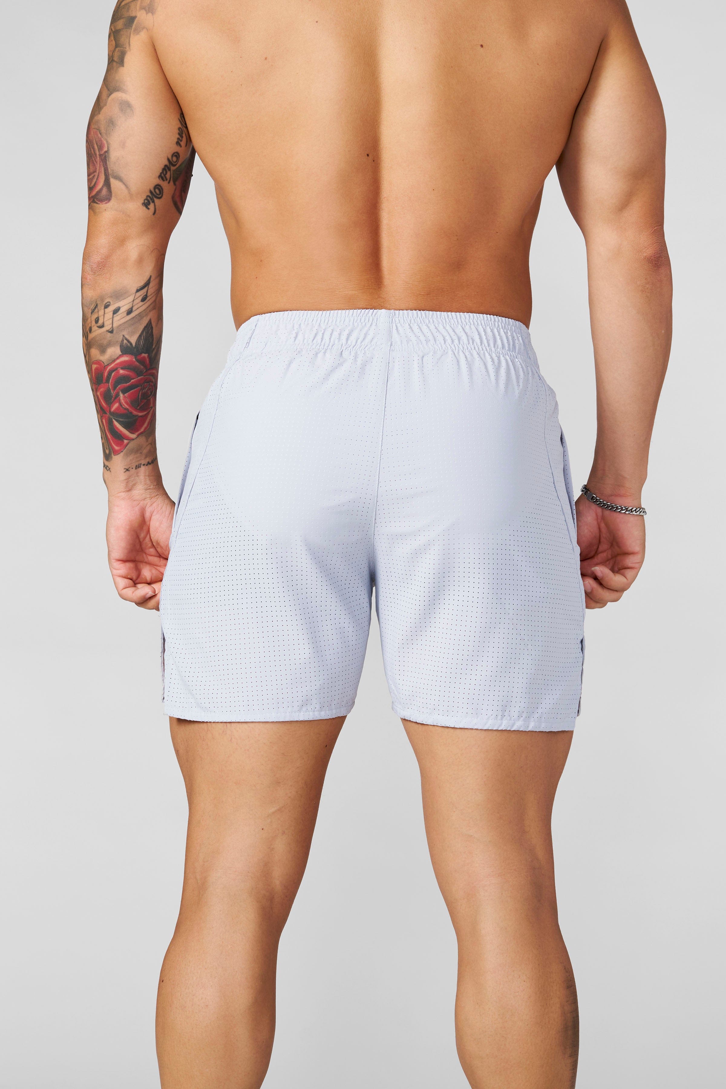 1028 - Weightless Shorts - April 9th