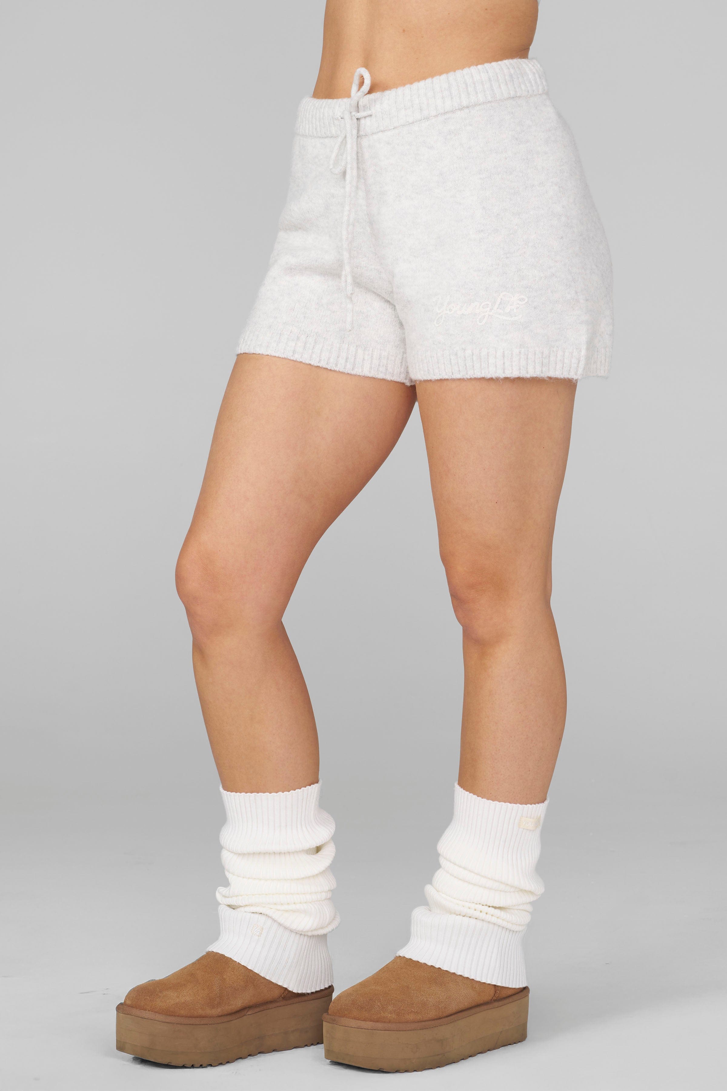 W1147 - Cozy Sweater Shorts