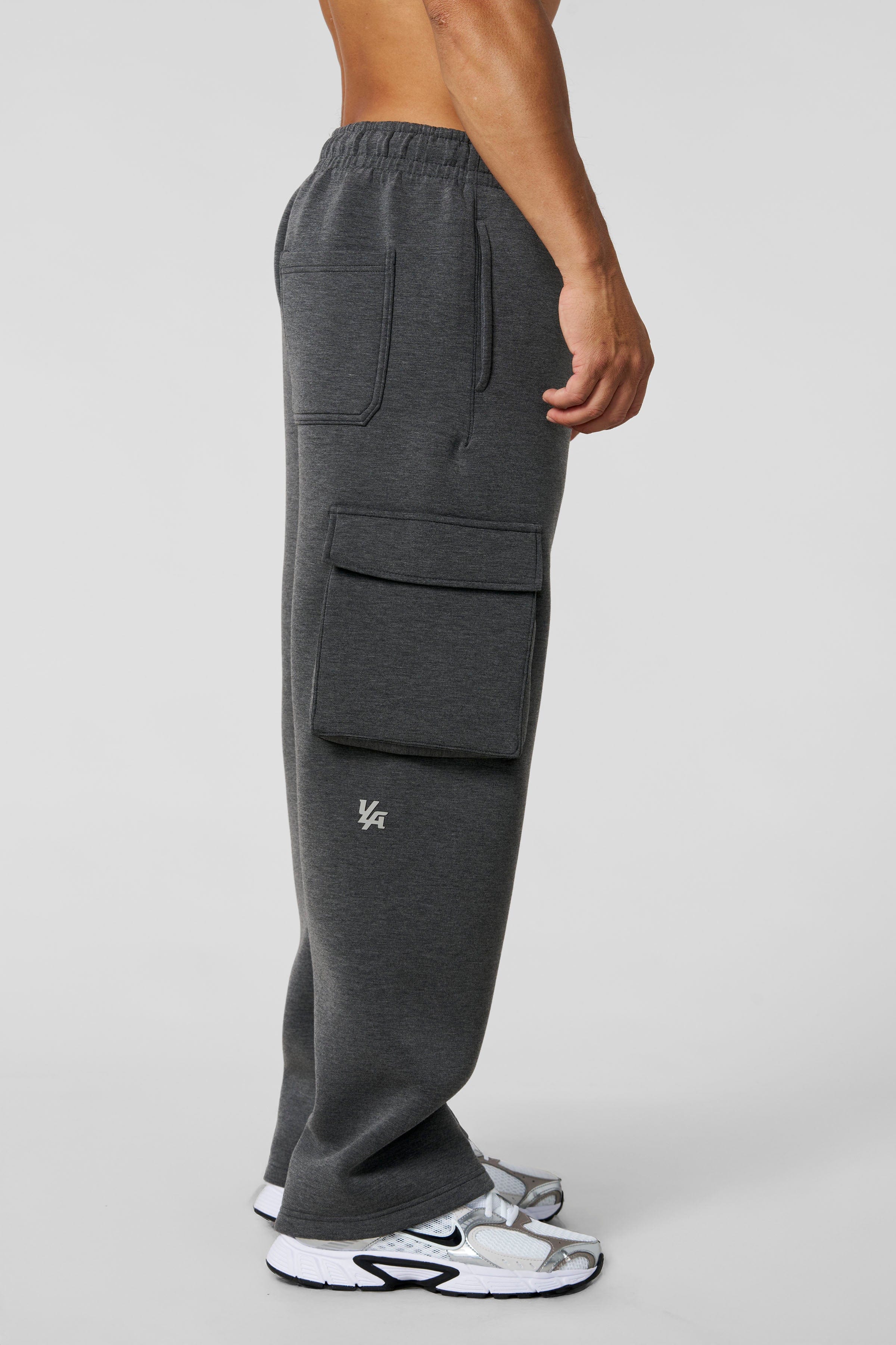 2047 - Scuba Cargo Sweats