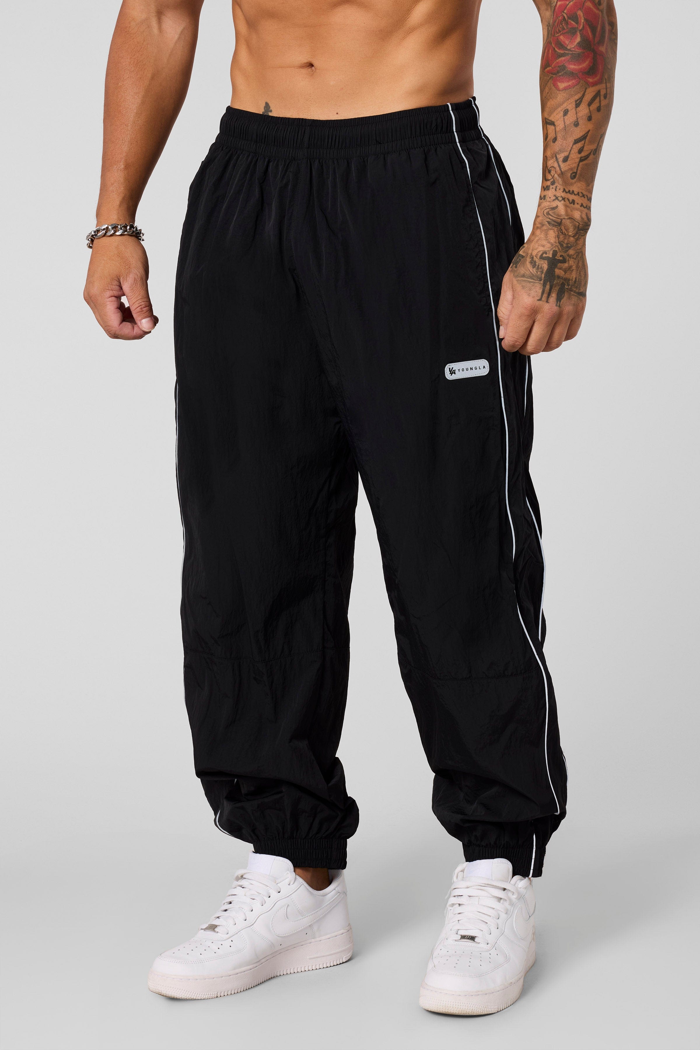 2091 - Retro Cuffed Joggers for Men's - relaxed, loose fit for ultimate comfort with modern and versatile in Black