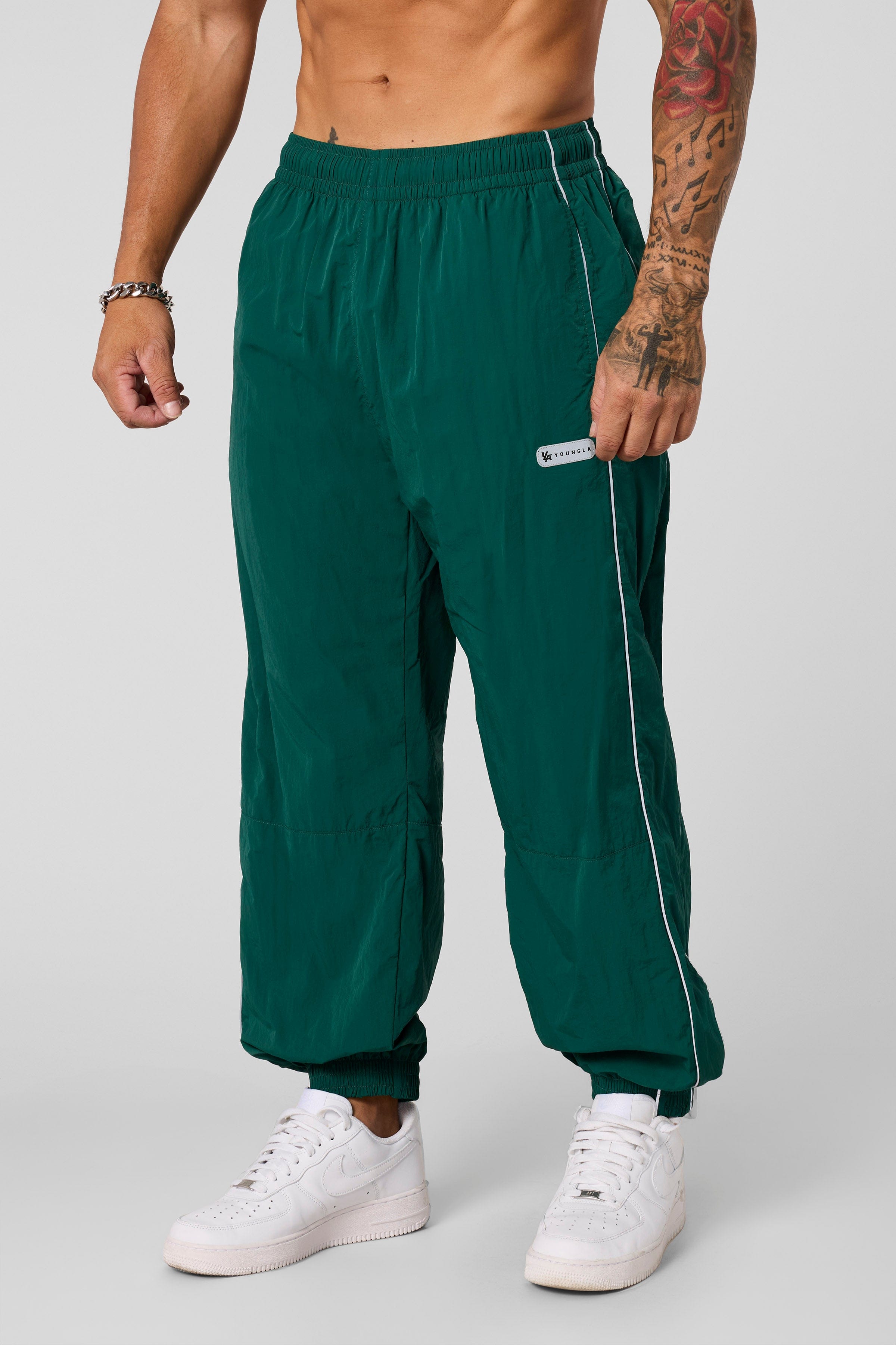 2091 - Retro Cuffed Joggers for Men's - relaxed, loose fit for ultimate comfort with modern and versatile in Jungle Green