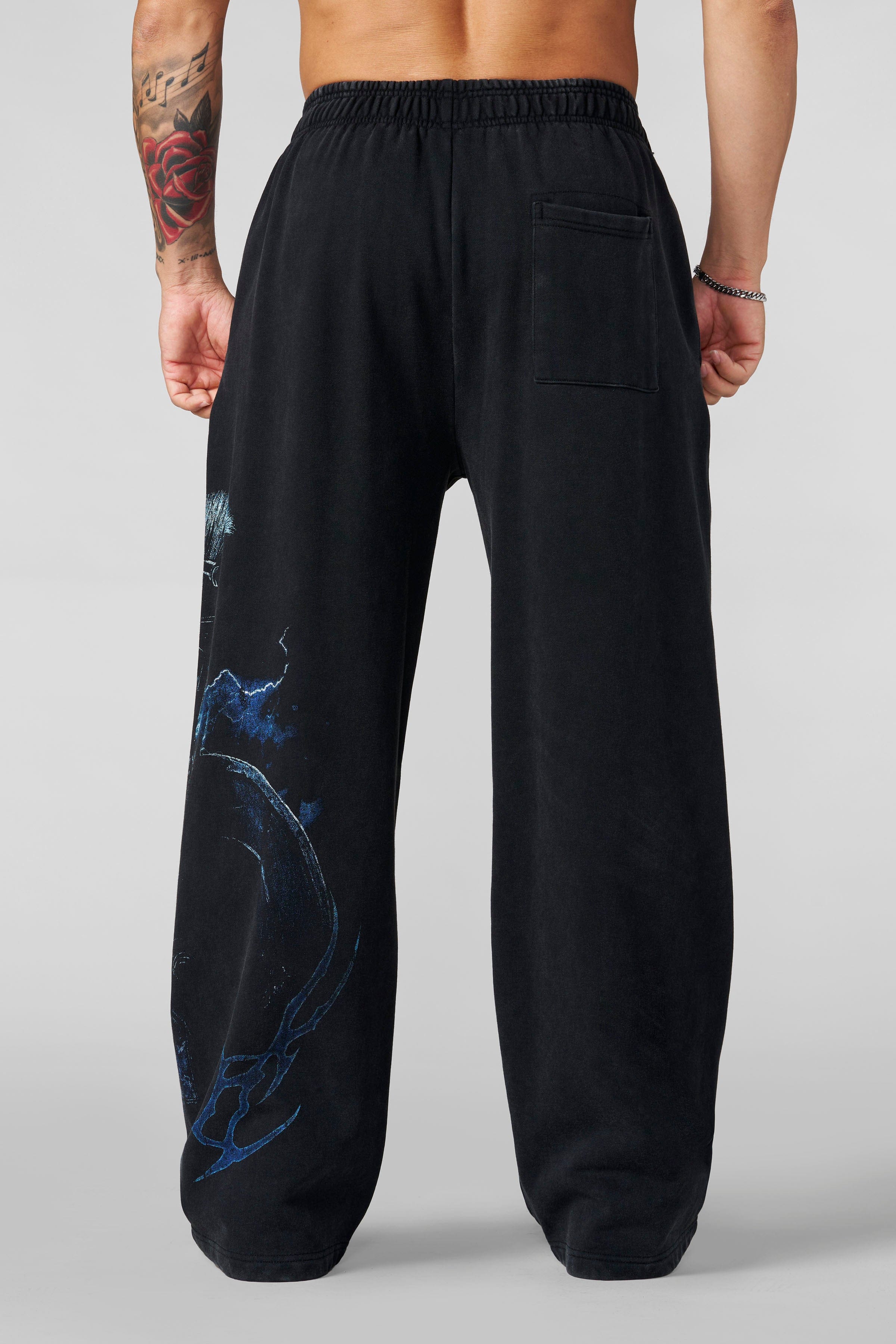 2097 - YoungLA x Axel - Spartan Sweats - April 9th