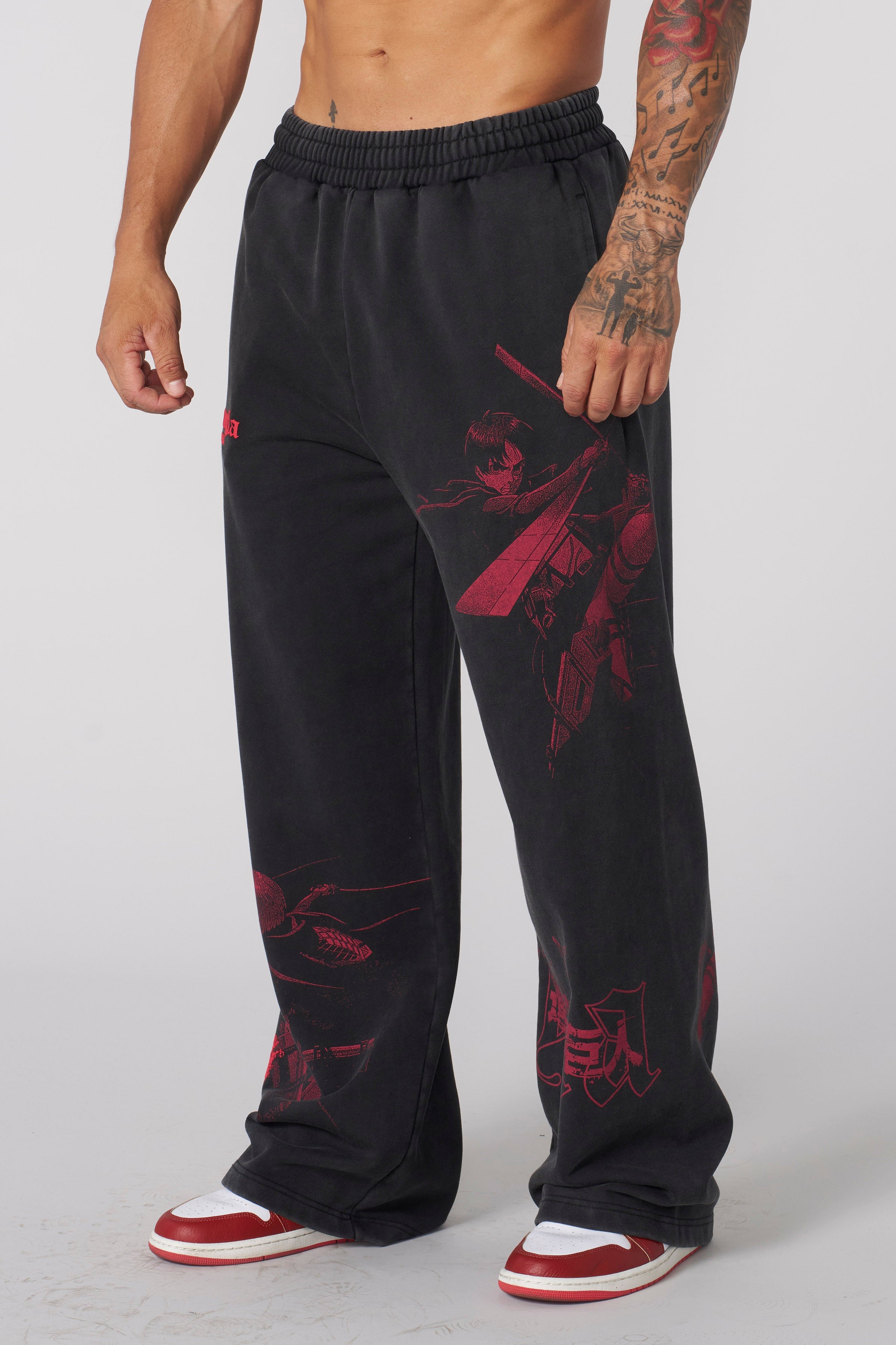 2128 - AOT© x YLA Baggy Joggers