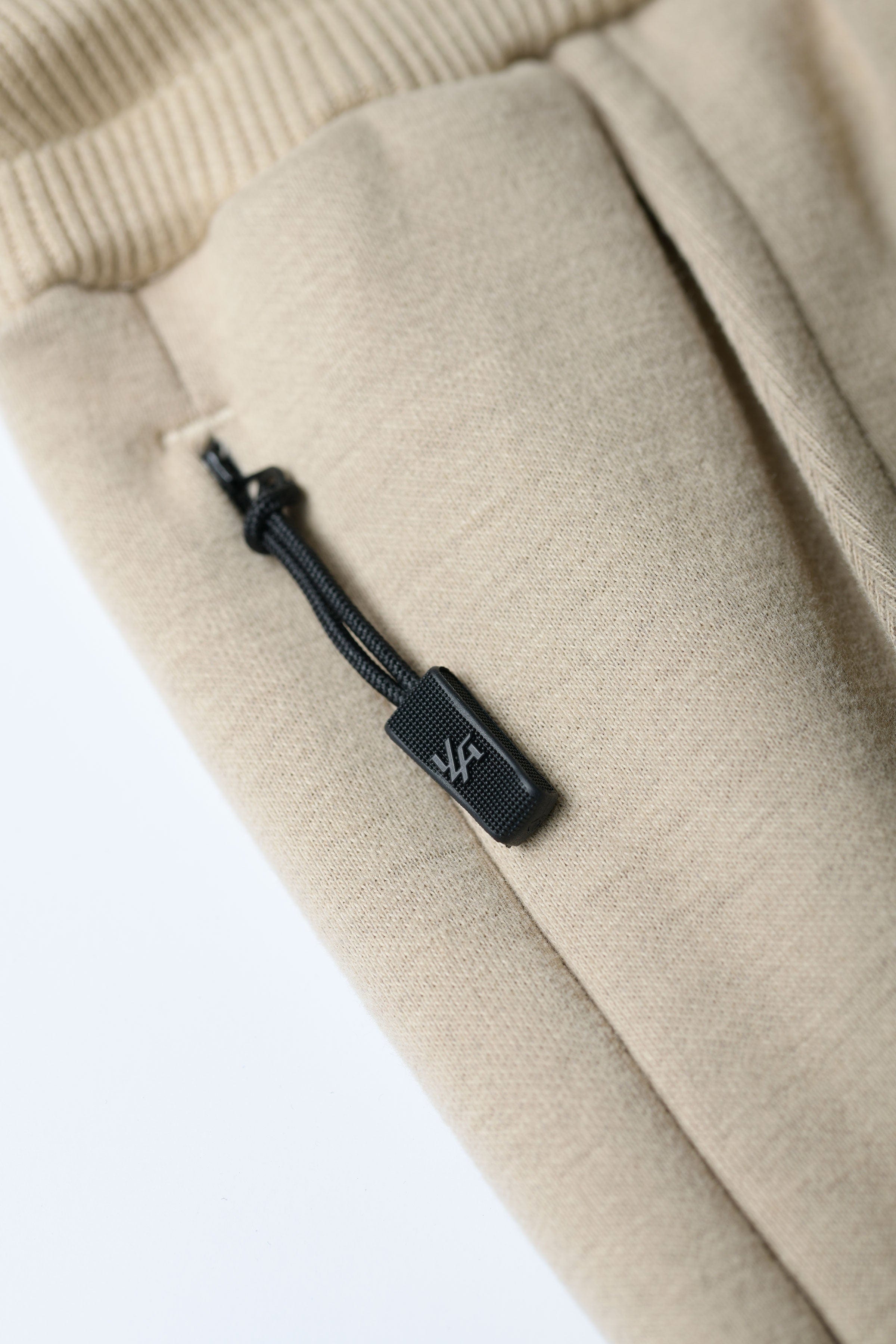 210 Kick-Back Joggers