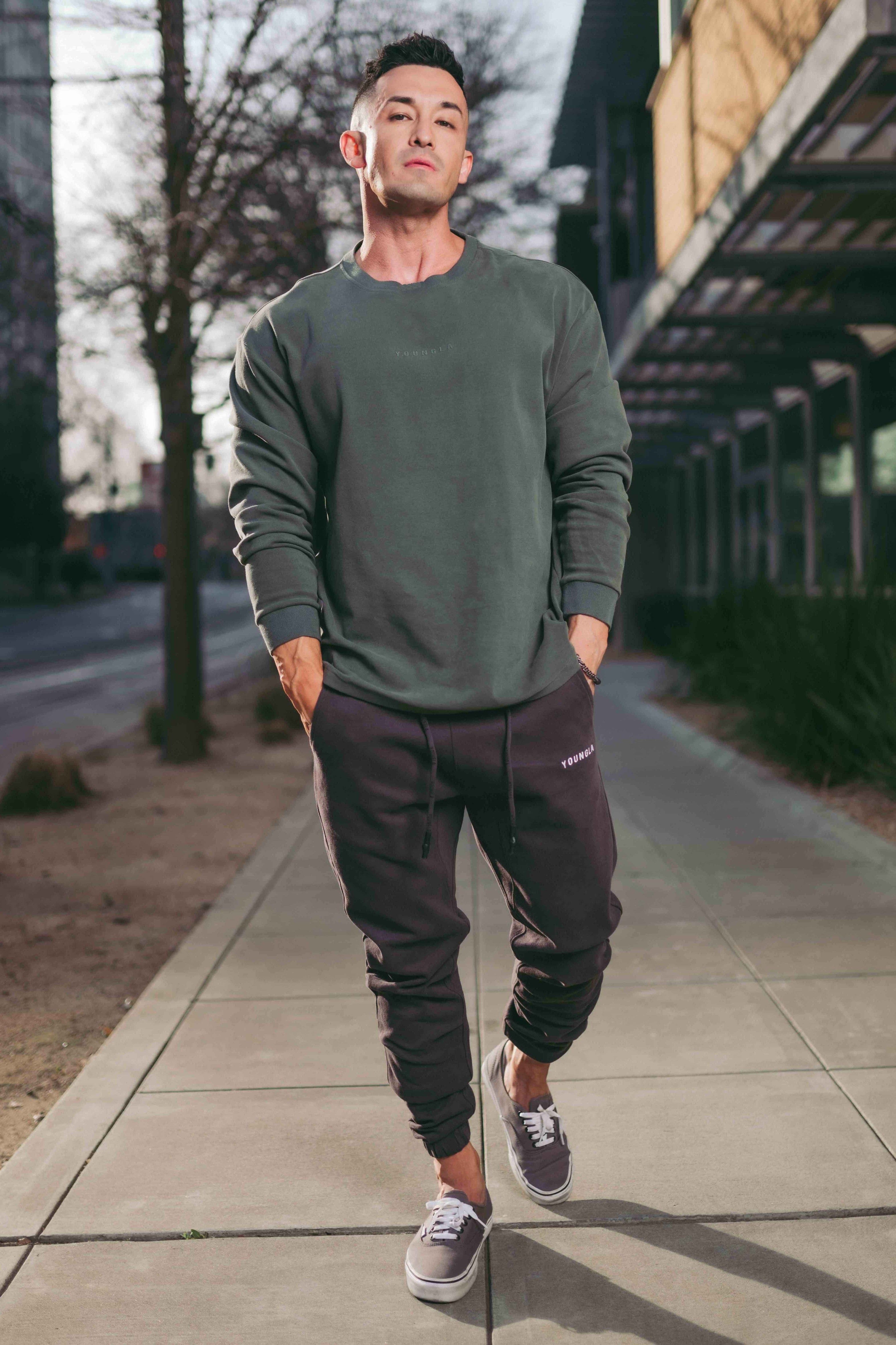 210 Kick-Back Joggers