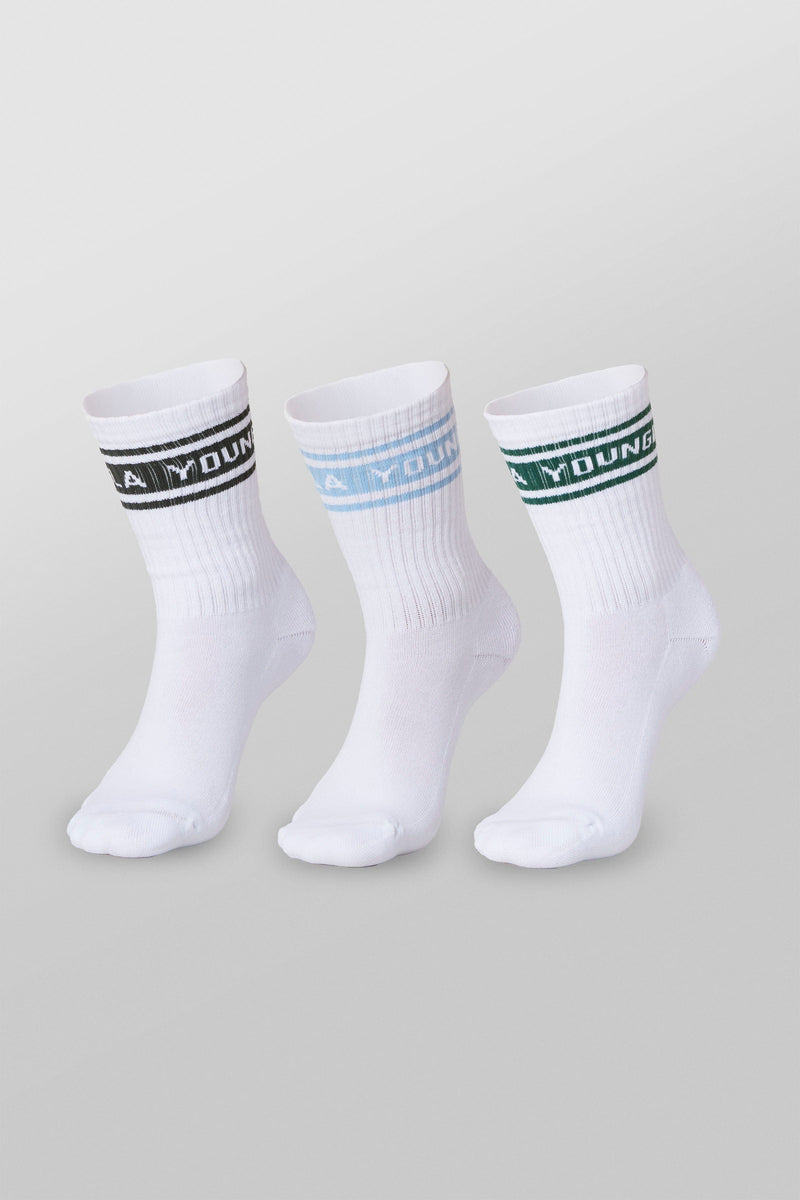 W638 - Elevate crew socks for Women With a compressive feel that hugs your foot and a classic crew height in color Blue Pack.