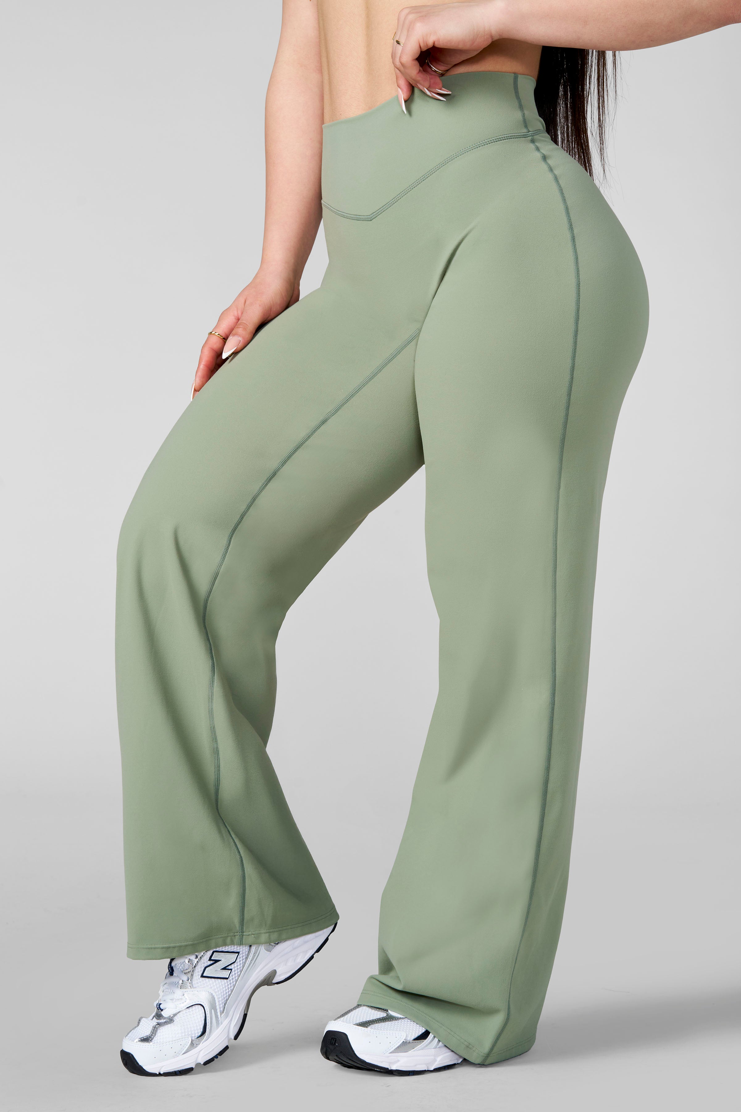 W2289 - Kove Wide Leg Flare Leggings (Short)