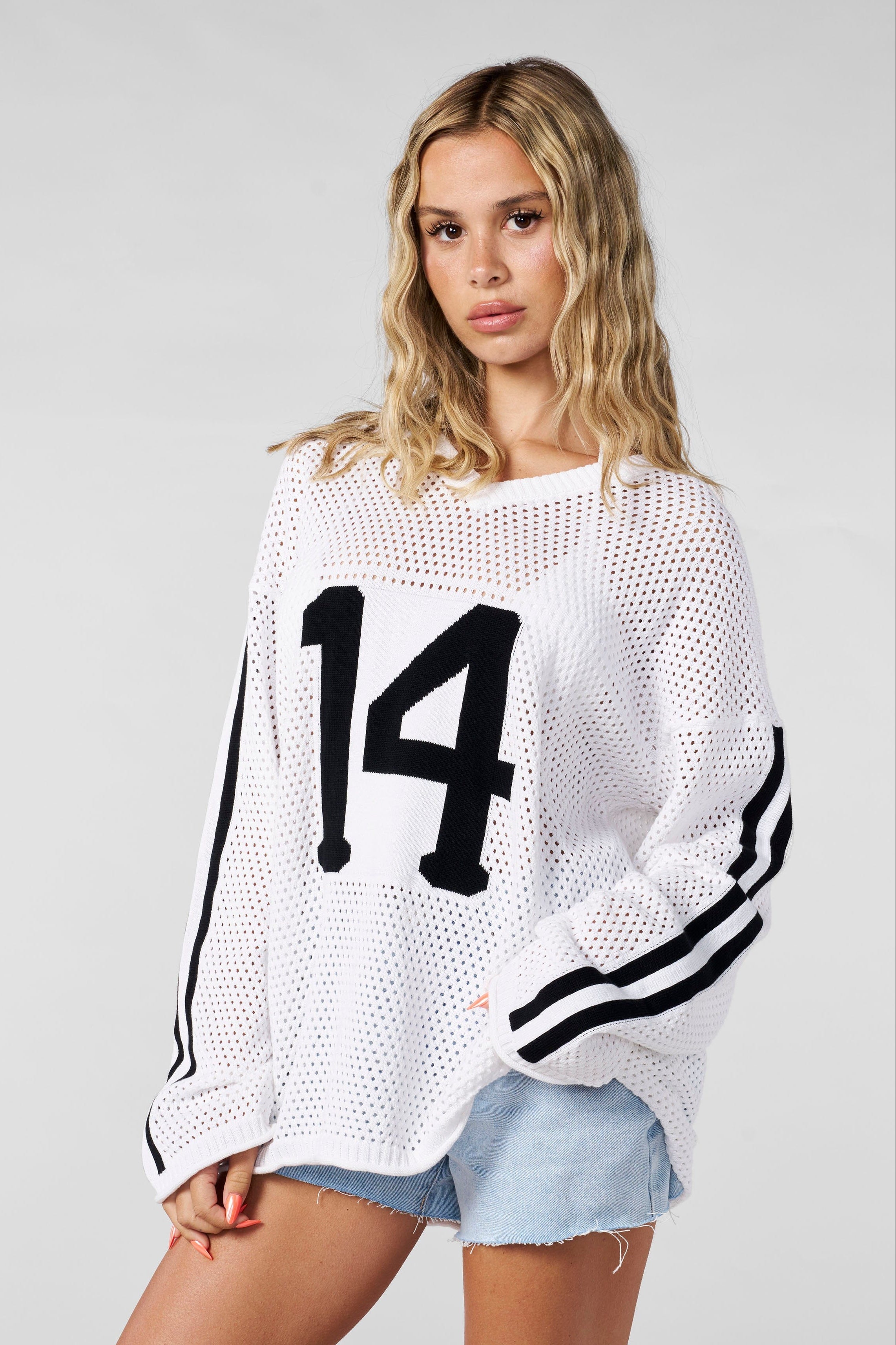 W4001 Crochet Jersey