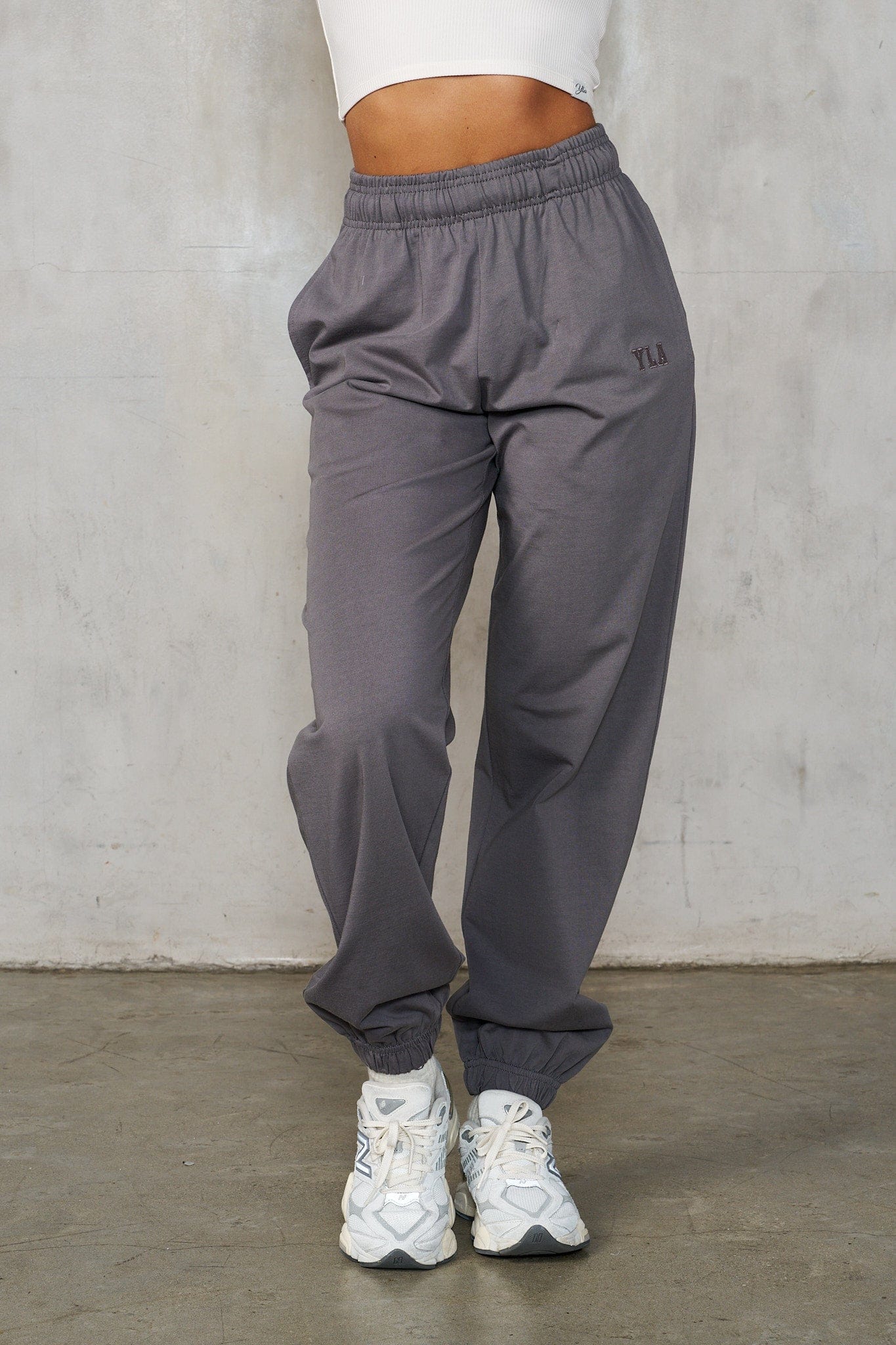 W247 Pump Cover Joggers