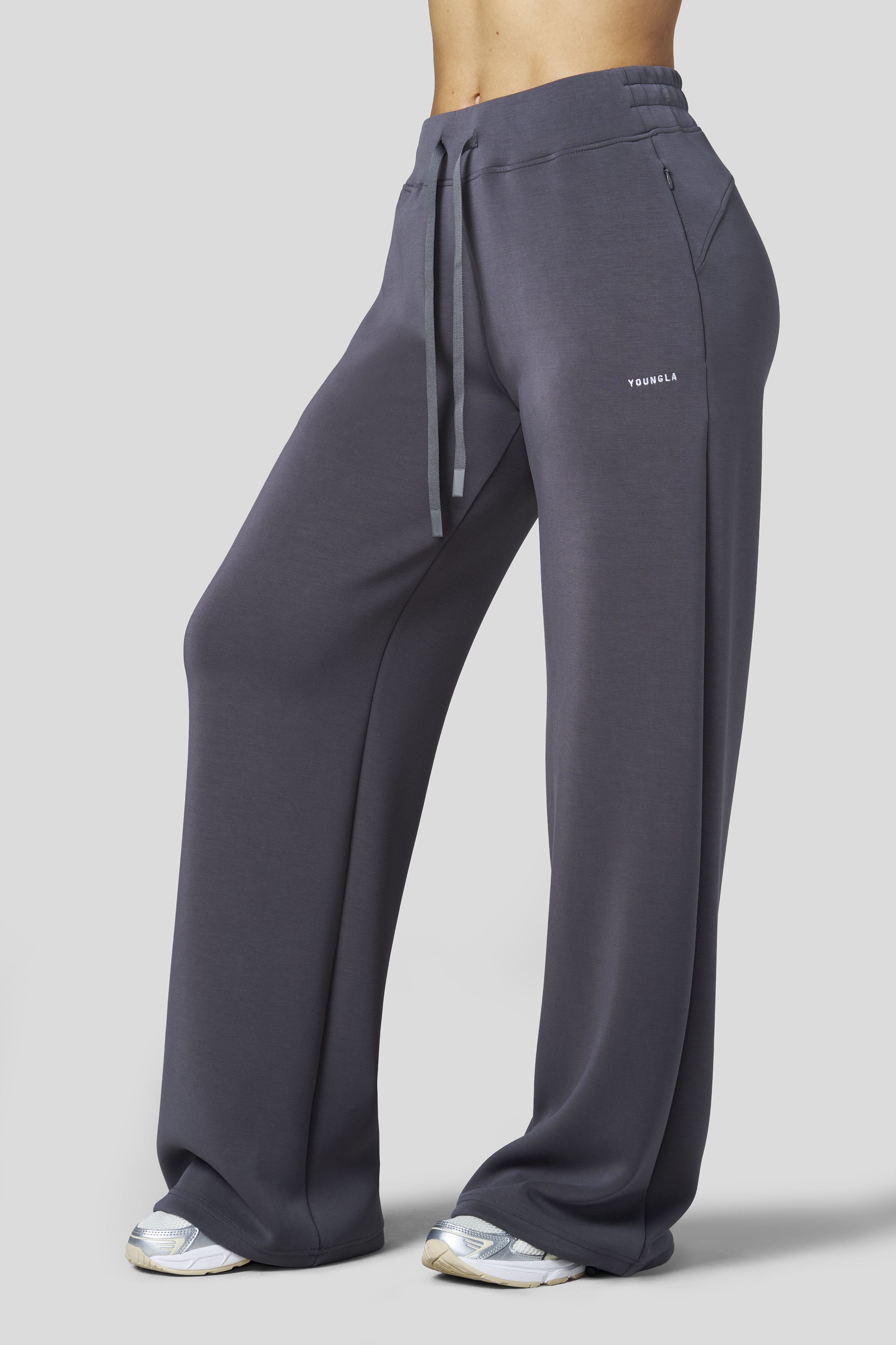 W2273 Scuba Straight Joggers - July 7th