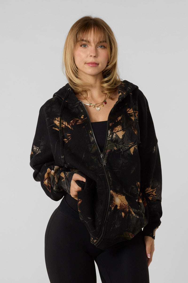 W533 Flashback Zip Hoodie  for women  with bold color blocking and an effortlessly oversized fit in color Camo.