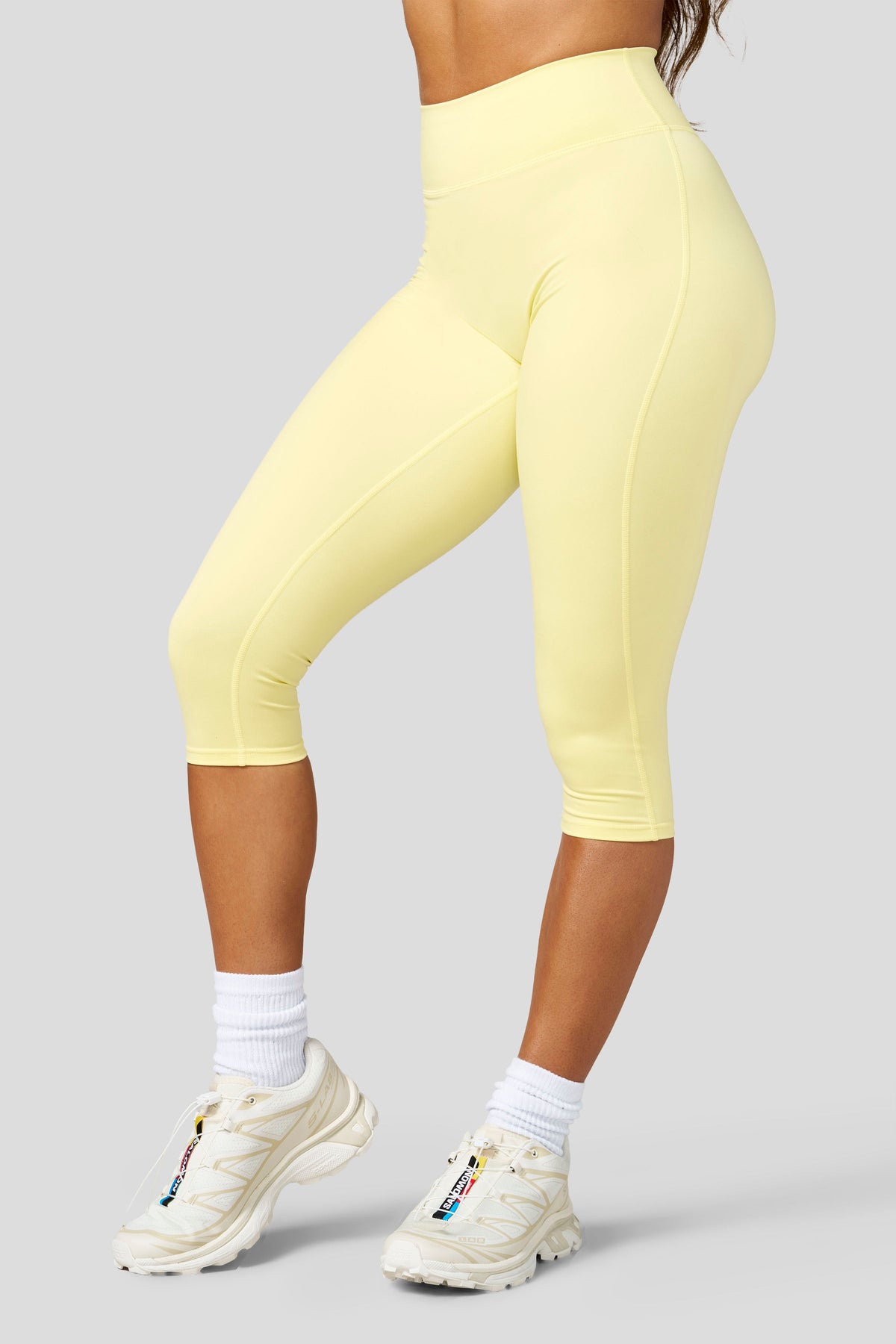 W2316 - Elevate Capri Legging - September 10th