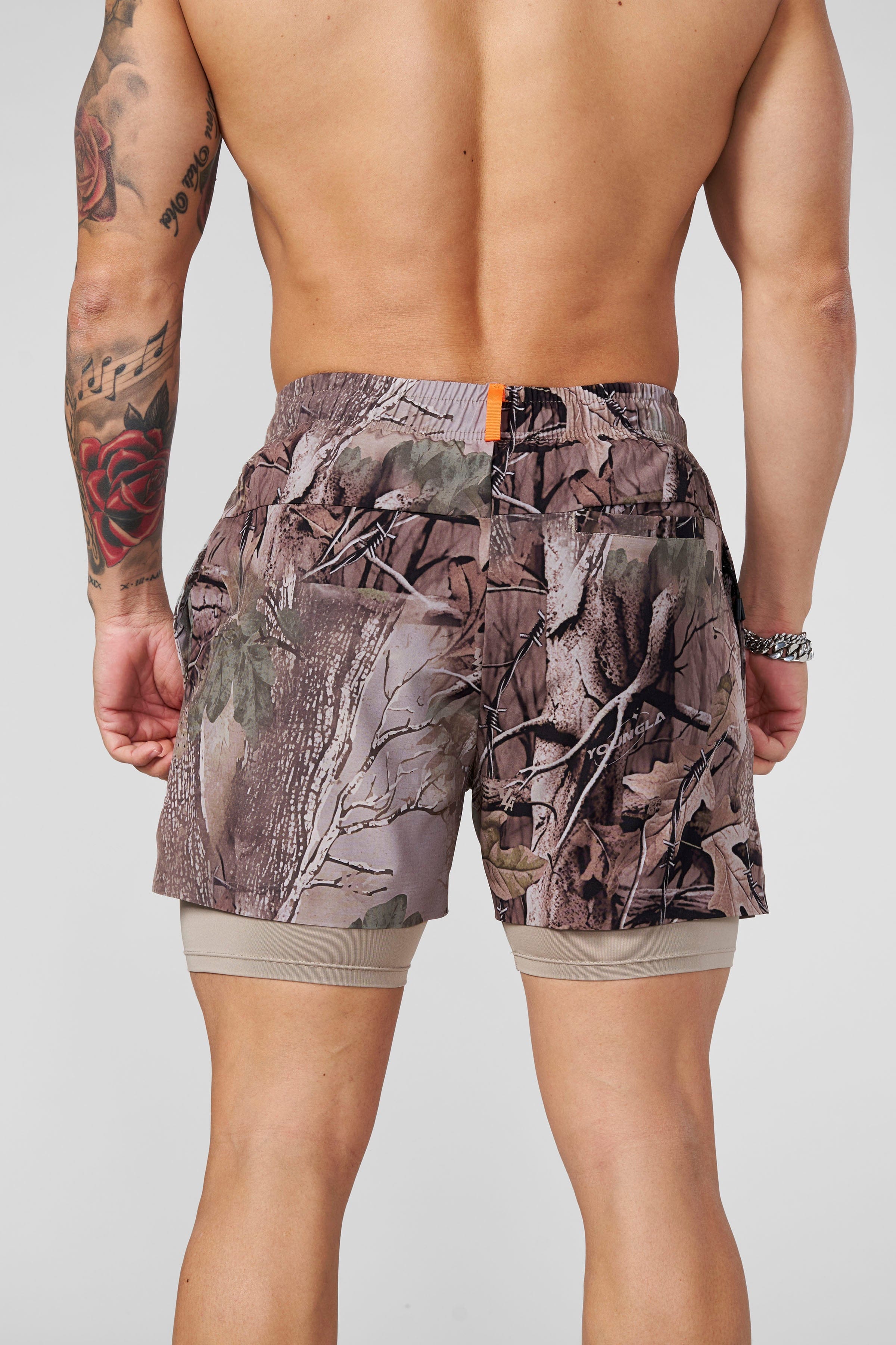 1047 - Camo Compression Shorts