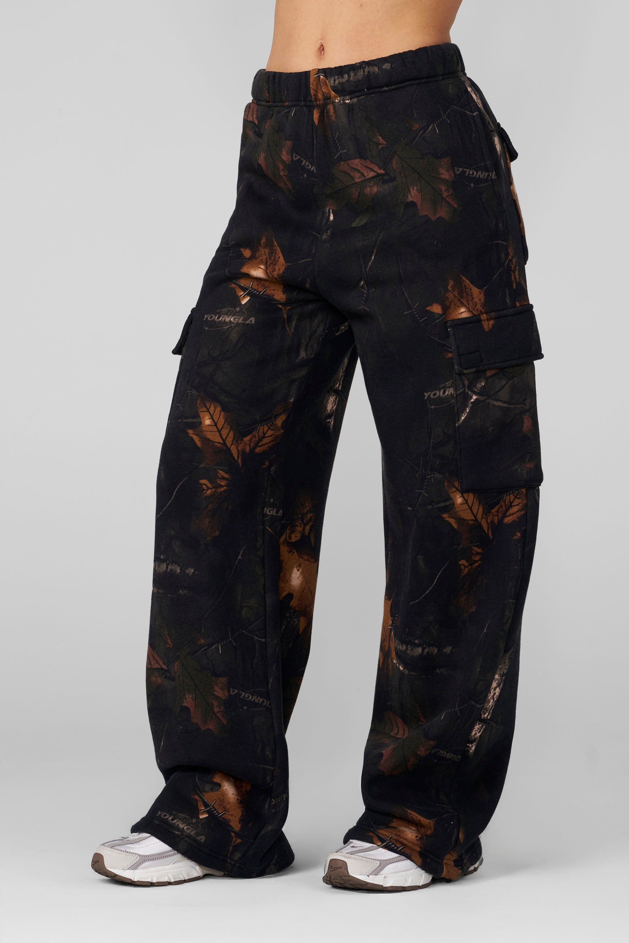 W2230 - Camo Cargo Joggers