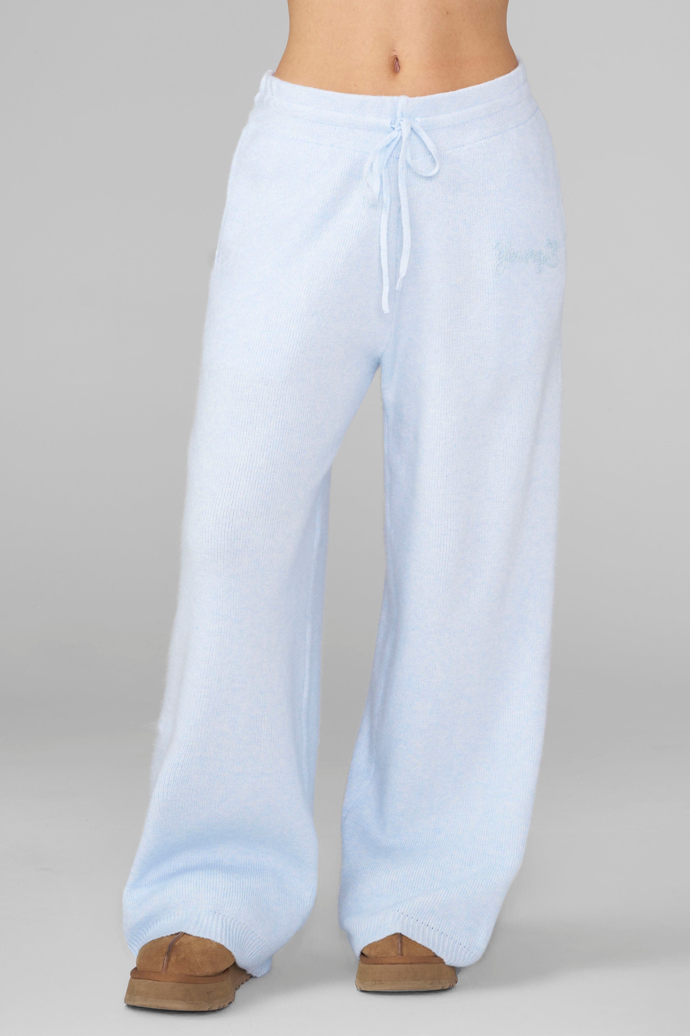 W2207 - Cozy Sweater Pant