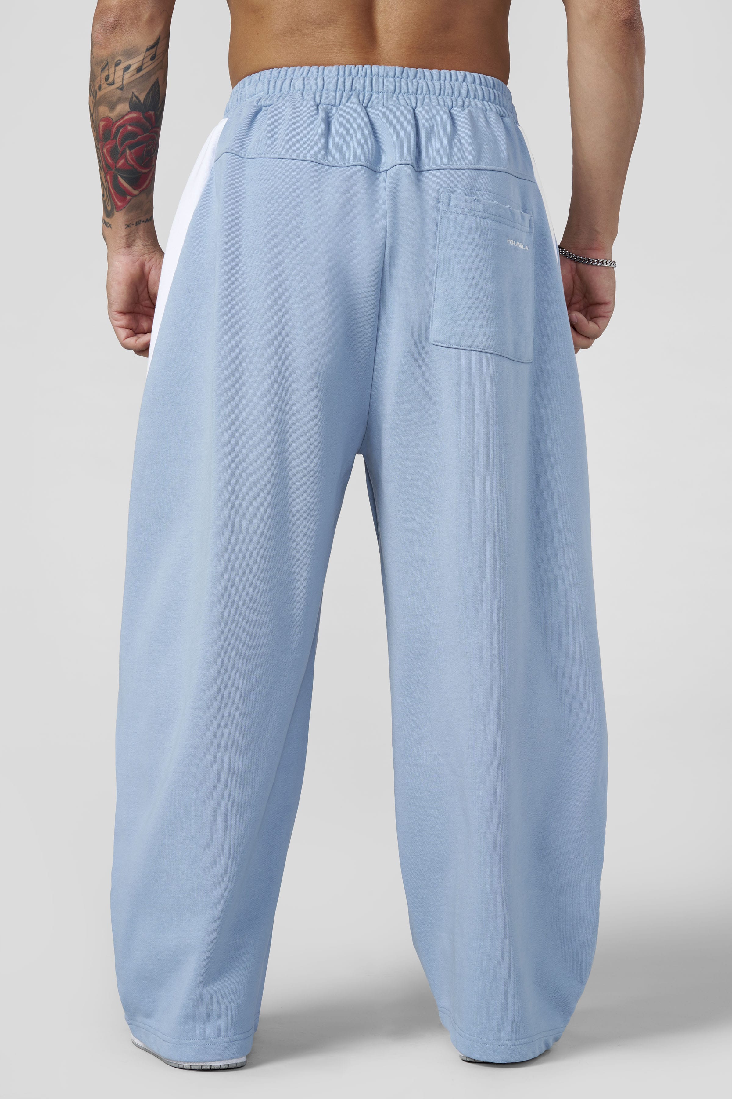 2071 - Baggy Ass Sweats