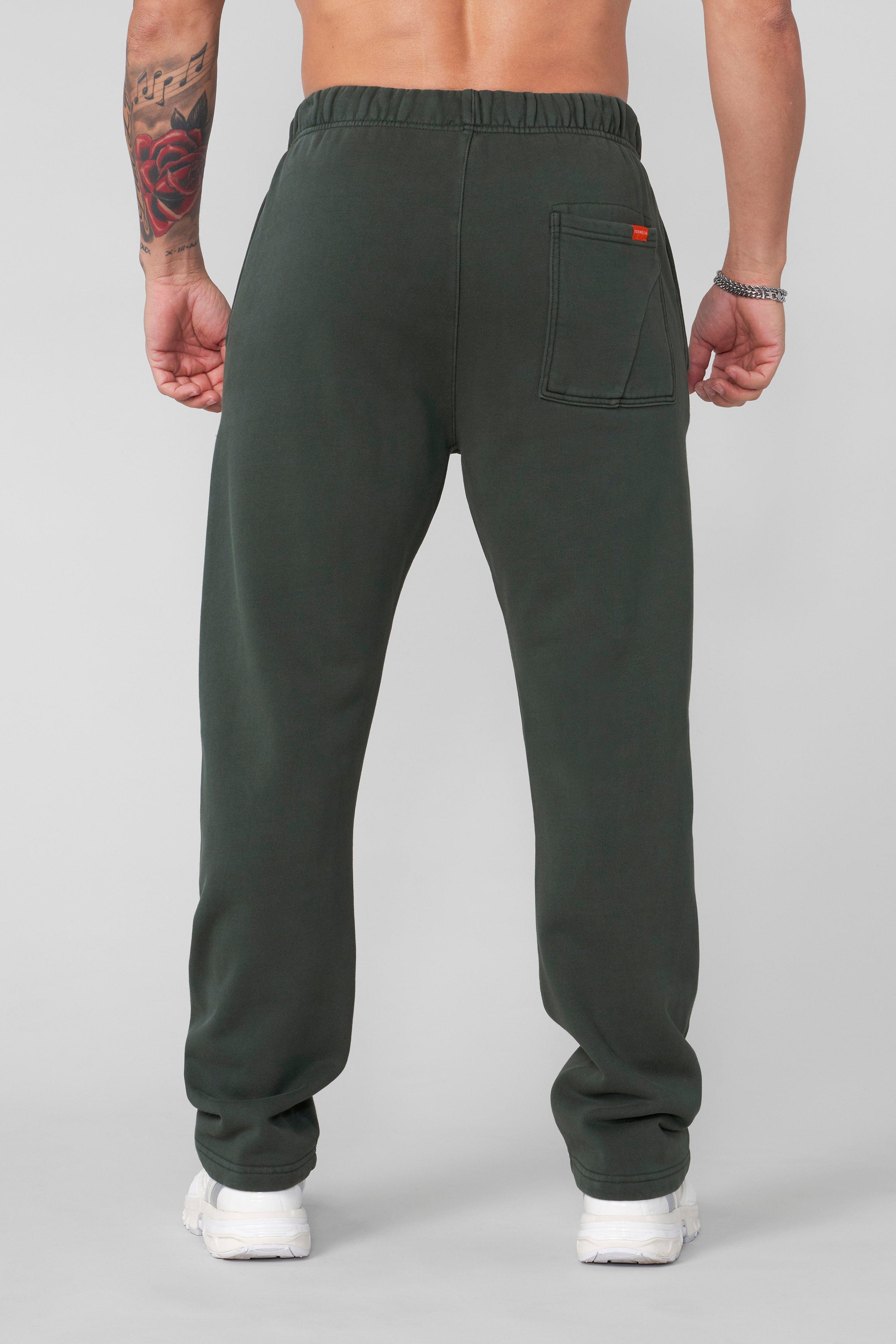 2078 - Minimal No Cuff Joggers