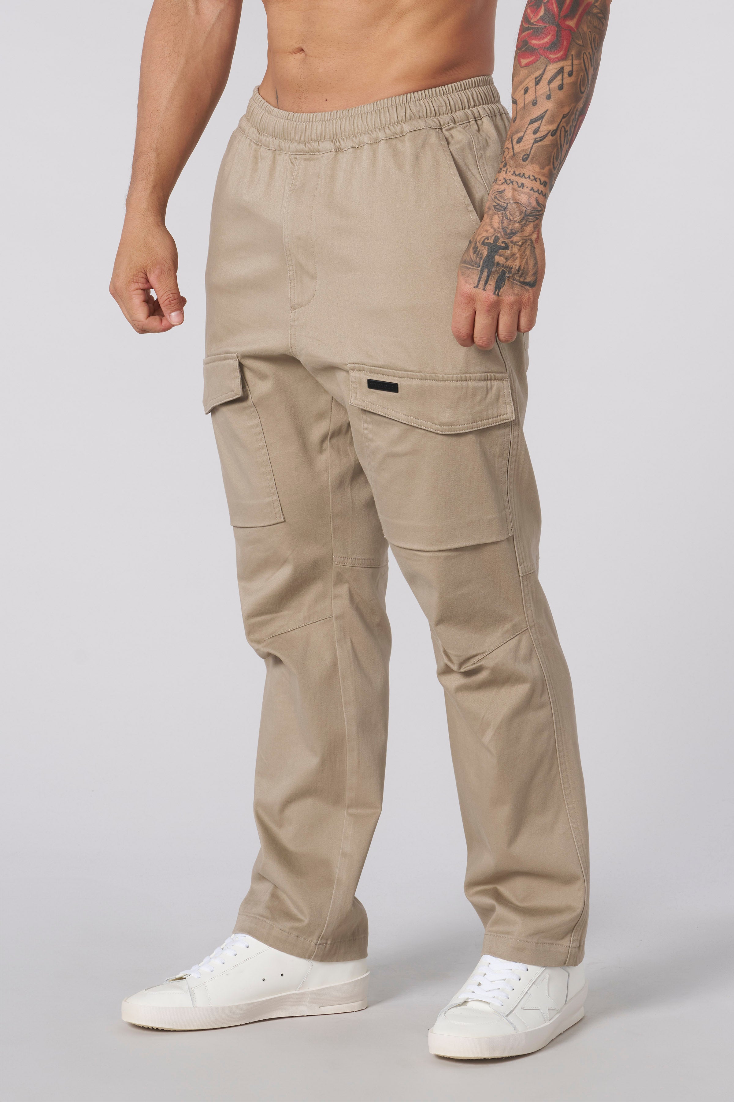 Cargo pants with front pockets hotsell