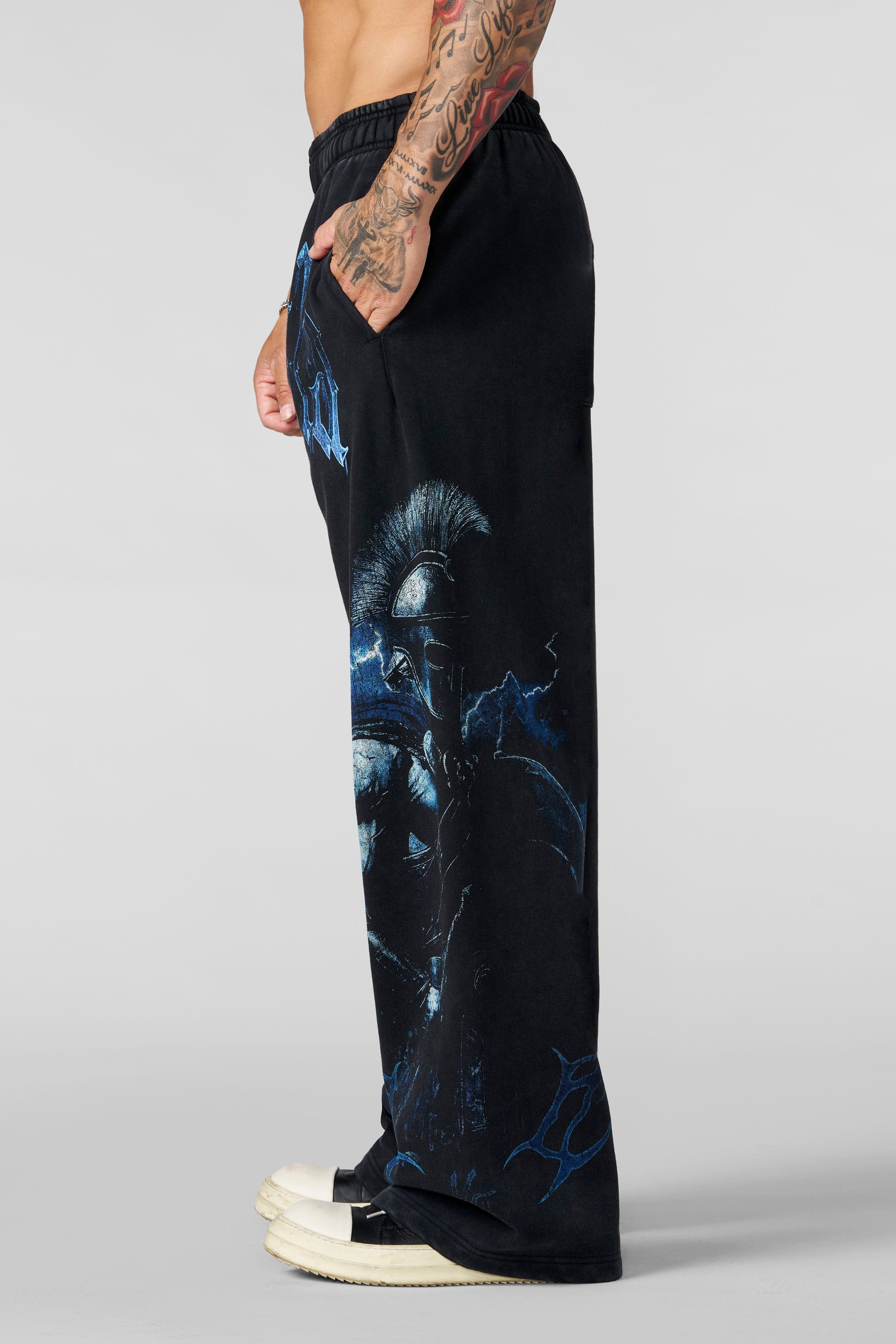 2097 - YoungLA x Axel - Spartan Sweats - April 9th