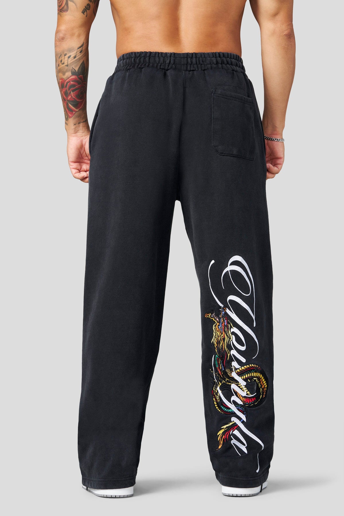 2108 - Dragon Sweats