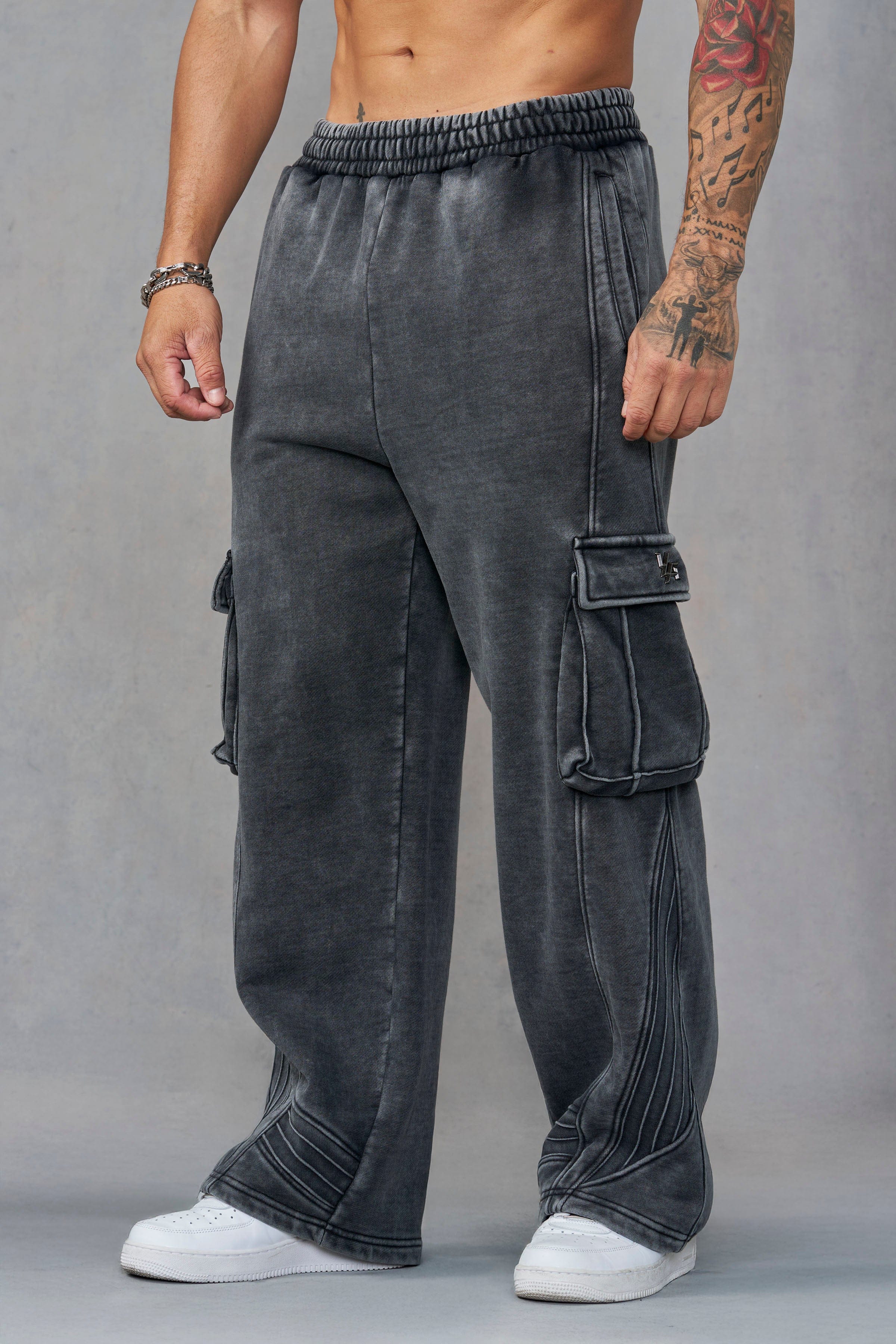 【新品未開封】 x Batman Armored Pants 2131 - Batman Armored Sweats