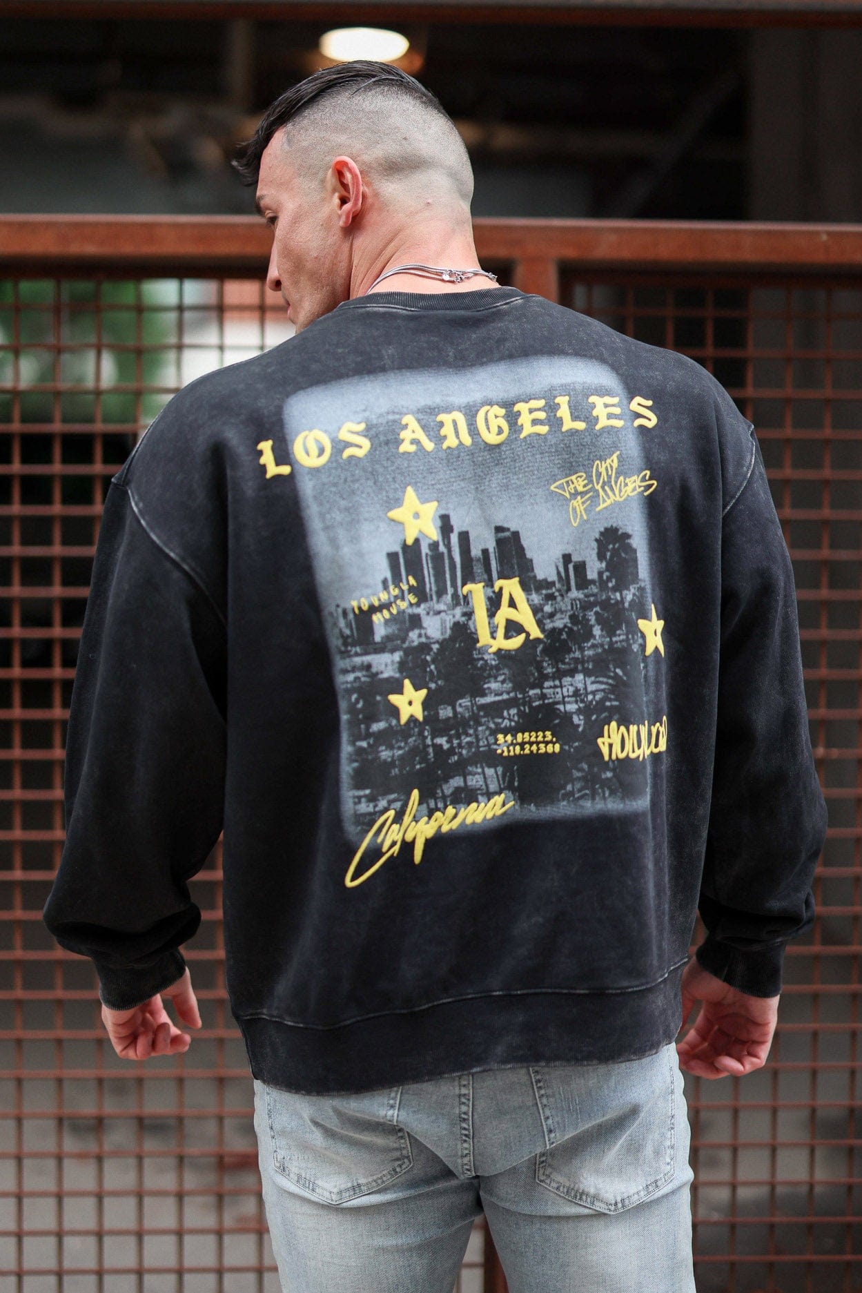 565 - US Tour Crewnecks