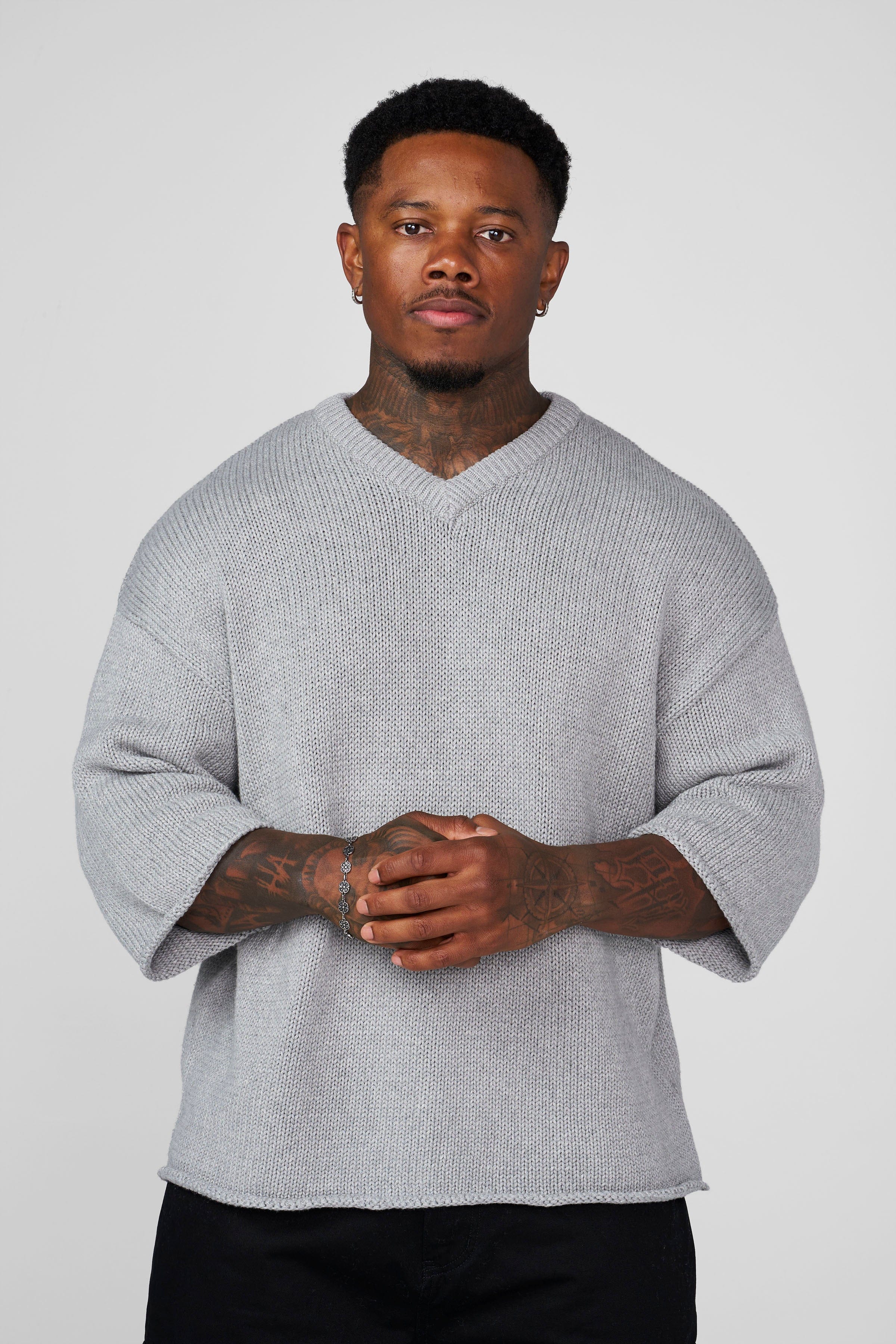 4037 - Oversized Knitted Sweaters