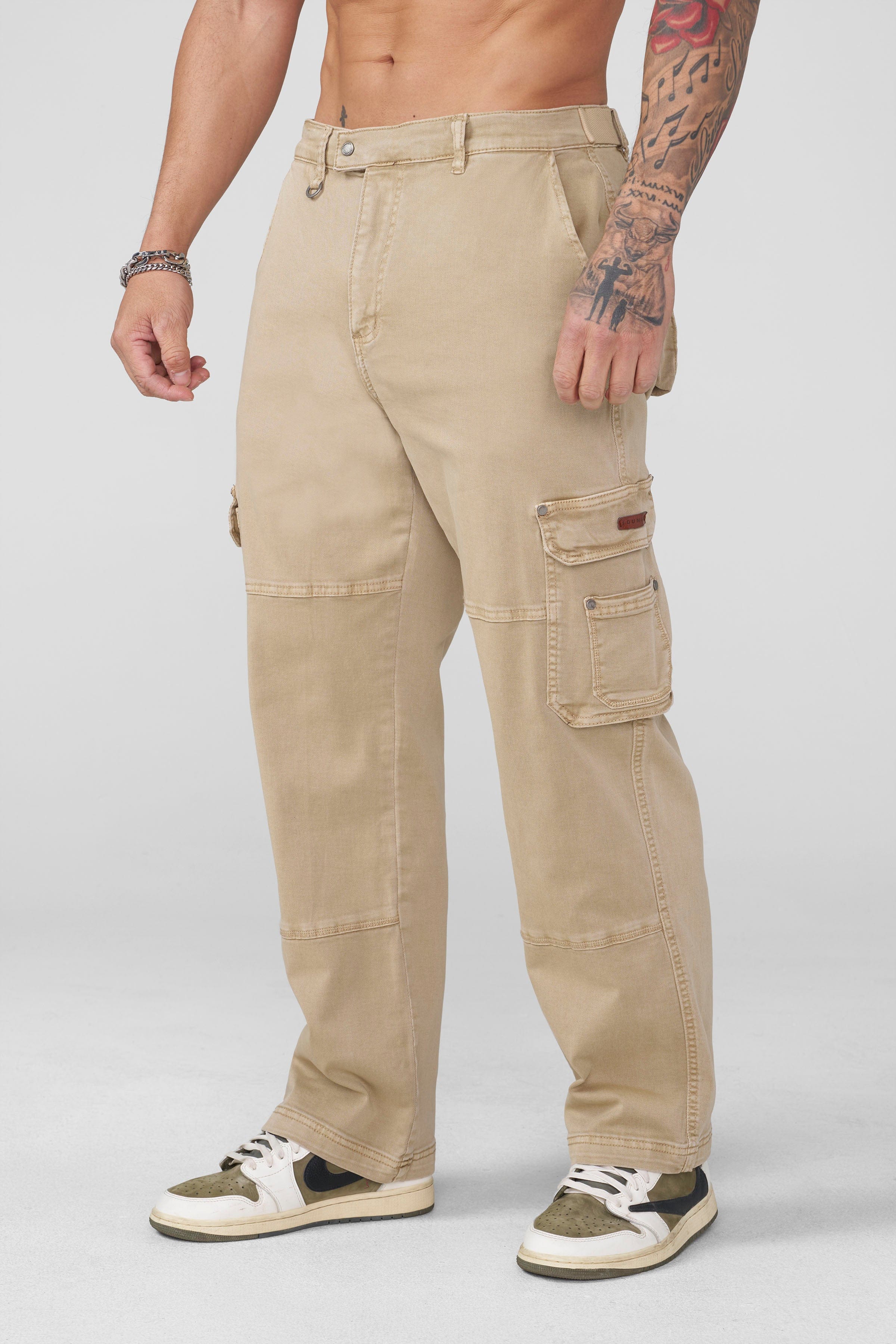 6032 - Old Money Twill Cargo Pants