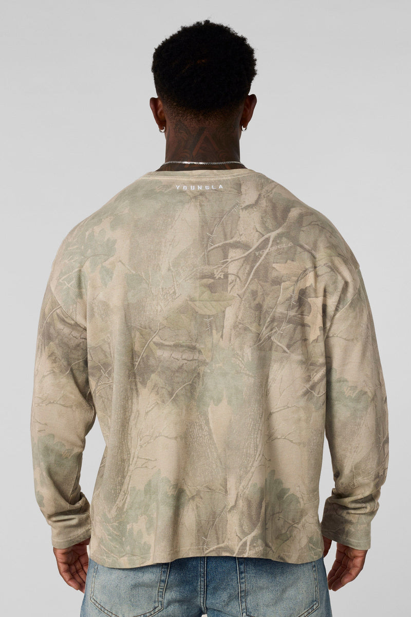8054 - Thin Thermal Longsleeves relaxed fit for mens with lightweight thermal features a soft, breathable knit in colour Beige Tree Camo - Back View