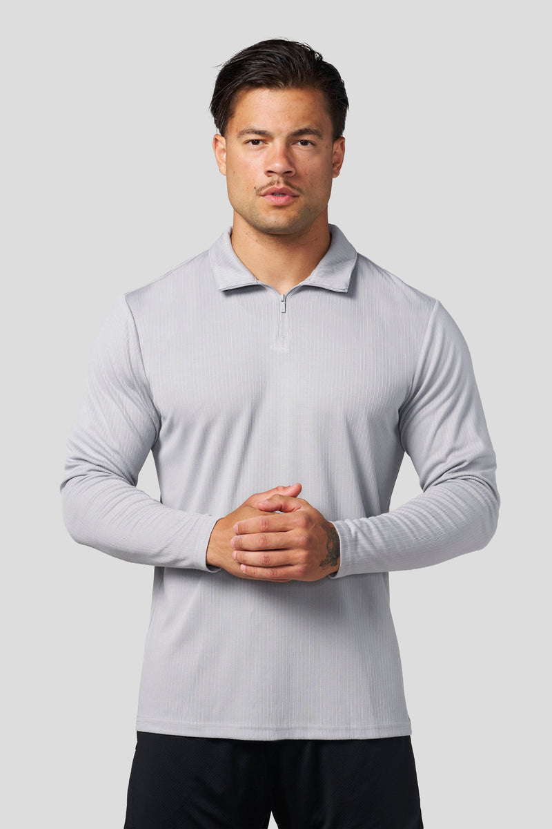 8124 - Essential Quarter Zip