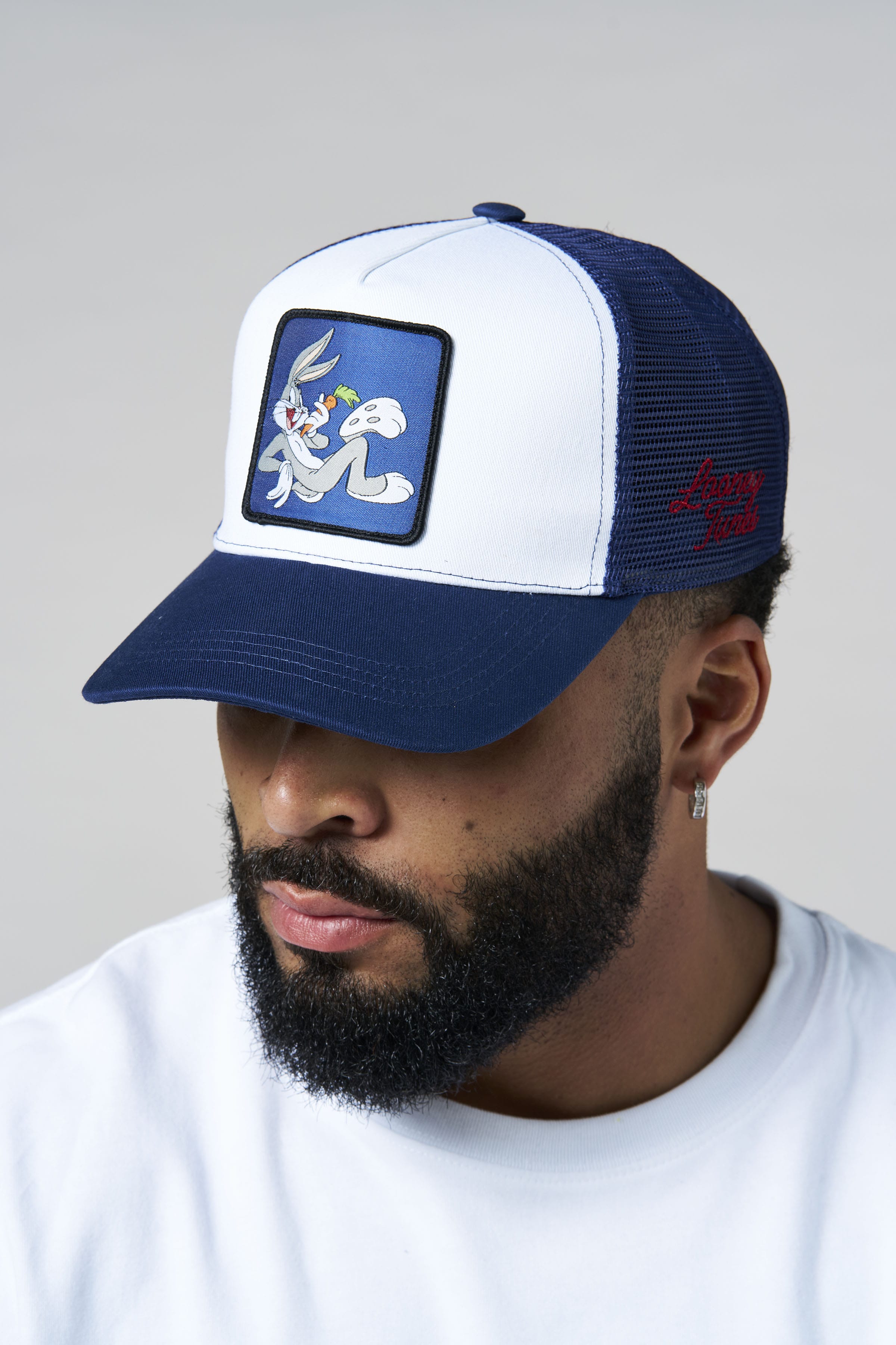9135 - Looney Tunes Patch Trucker Hats - July 7th