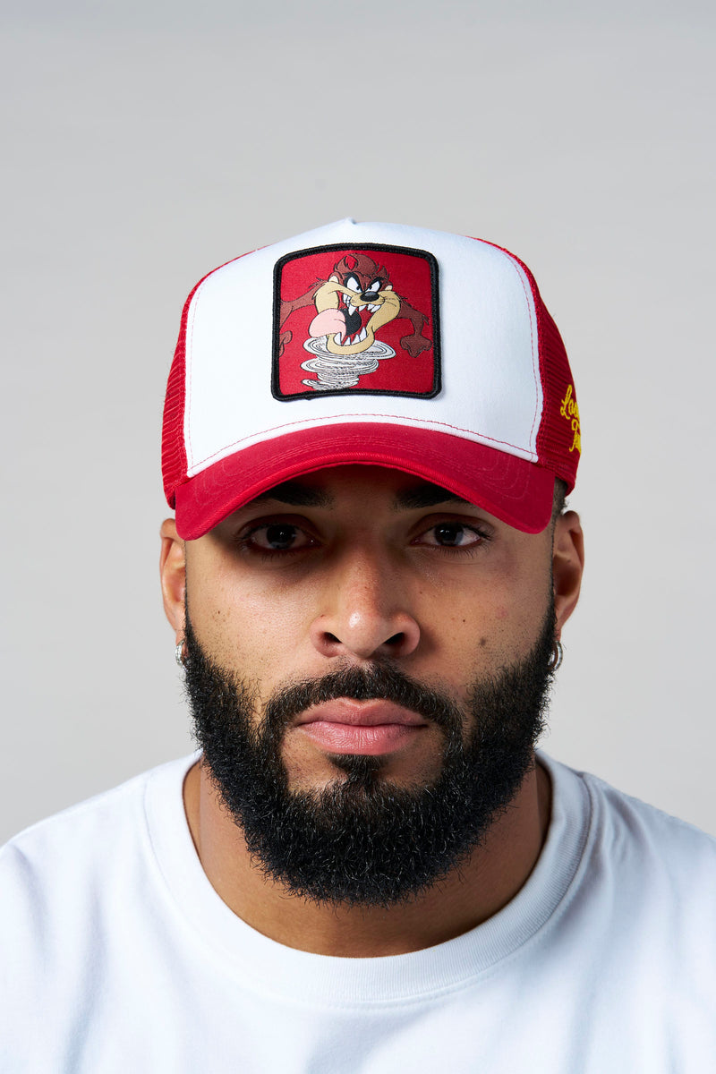 9135 - Looney Tunes Patch Trucker Hats - July 7th