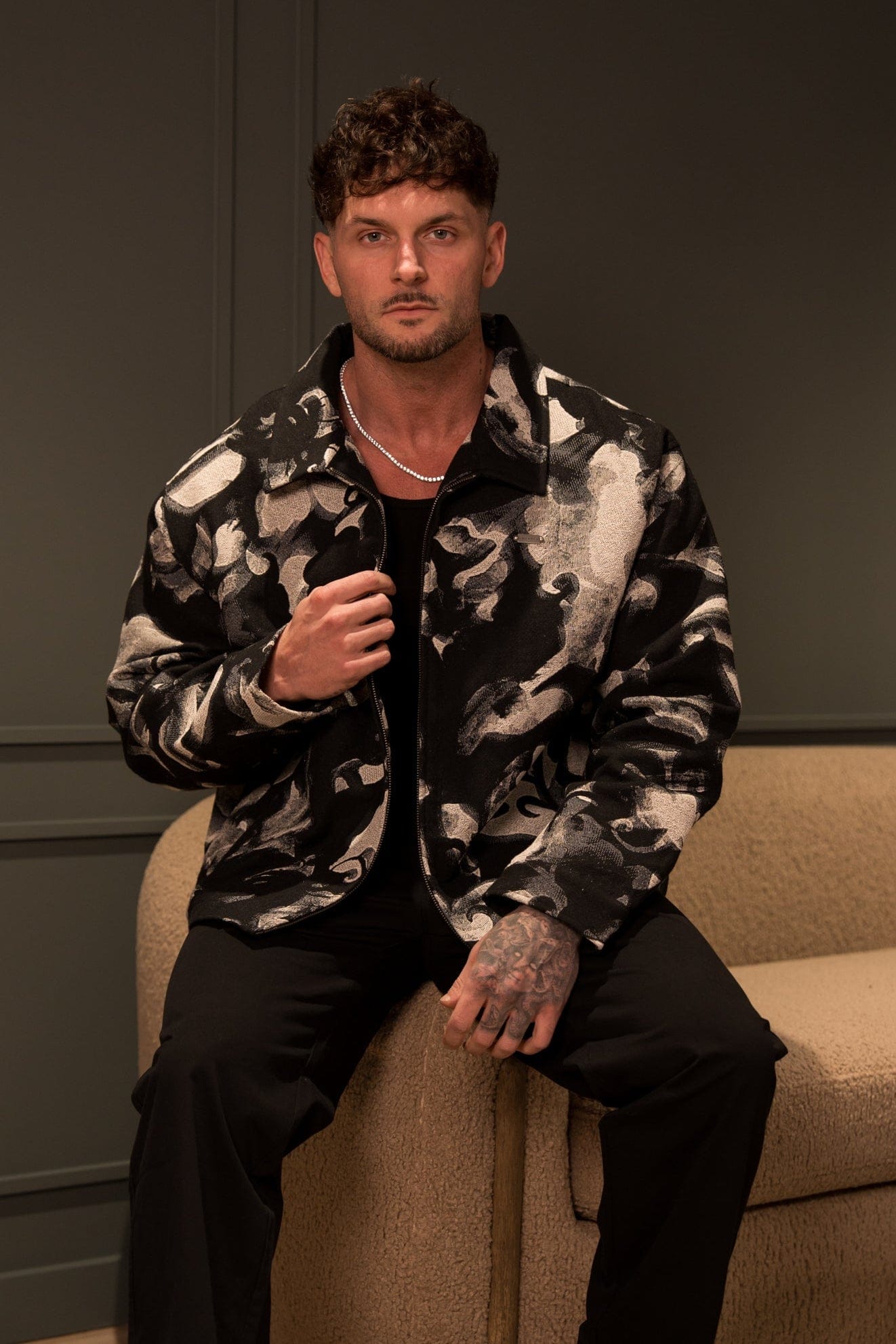 ひ*で様 ベビモンパリタ　h2hエイナ着用トラックジャケット　L　美 5155 - Abstract tapestry Jacket