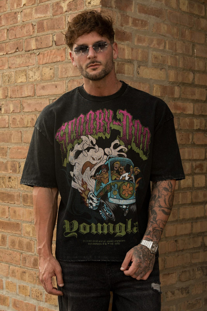4252 - Scooby-Doo Tees for mens in 100% Cotton featuring Scooby with oversized graphics in colour Smoke & Screams