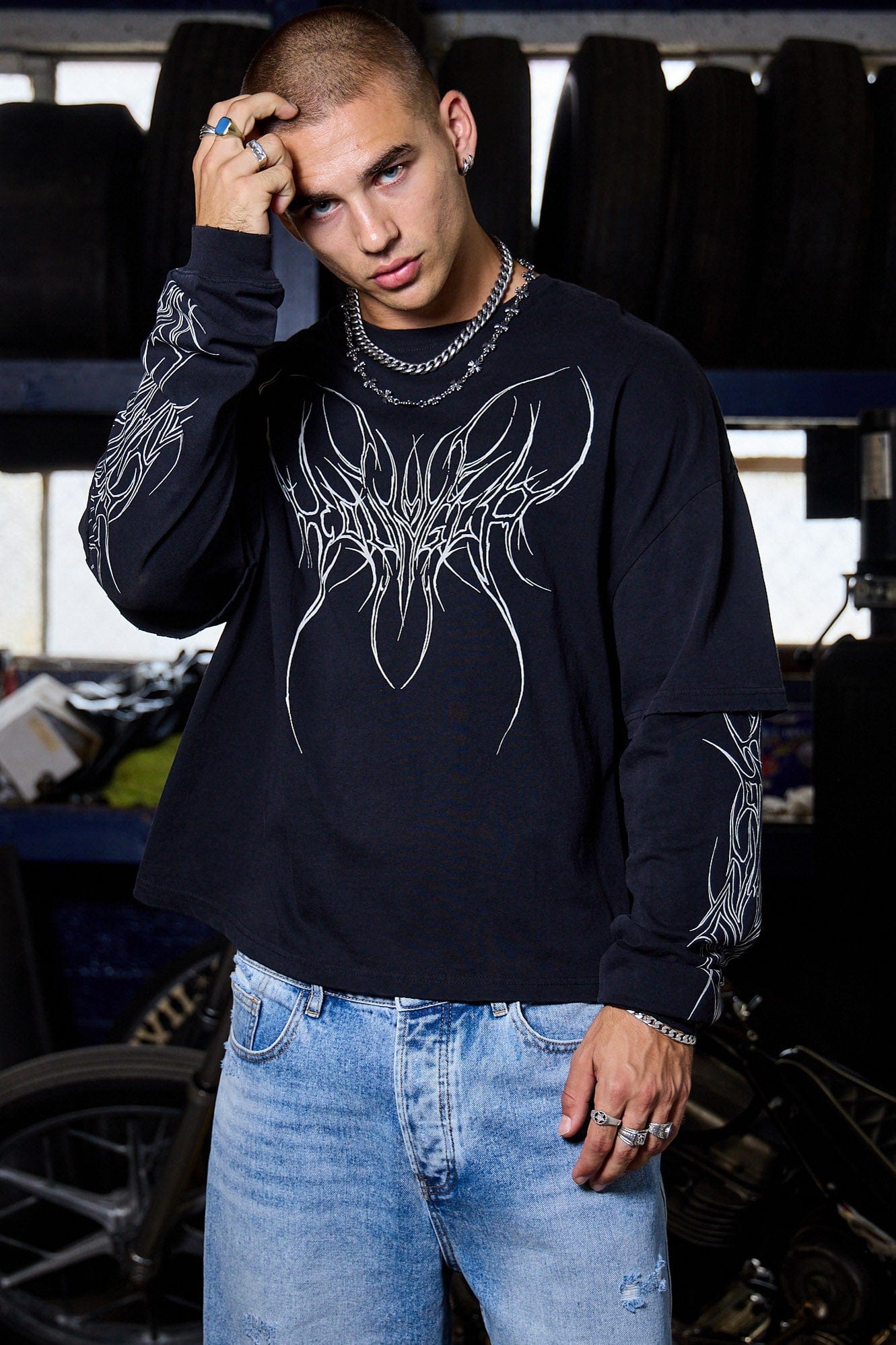 8007 - Tribal Longsleeves Shirt