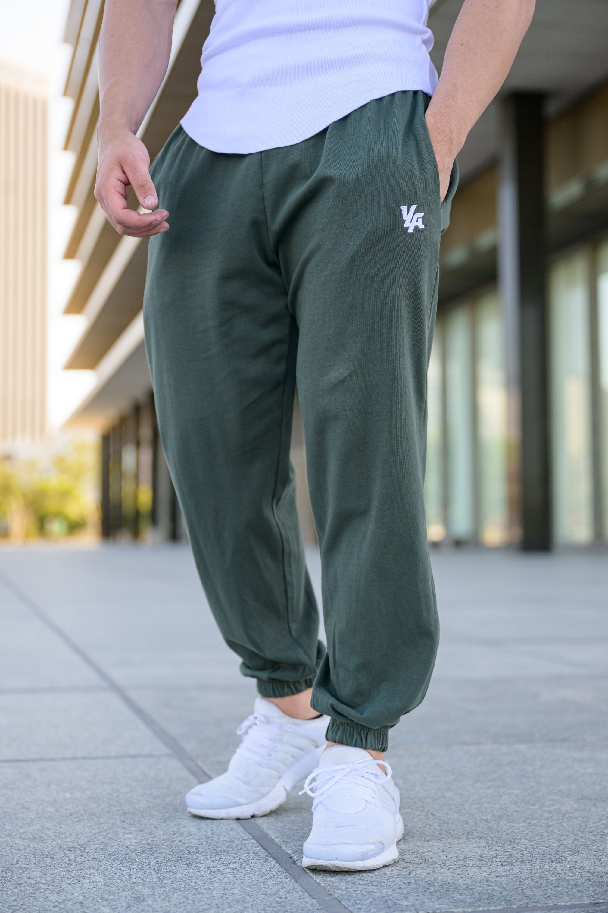 Large YoungLA outlets pump cover joggers (with YoungLA sticker)