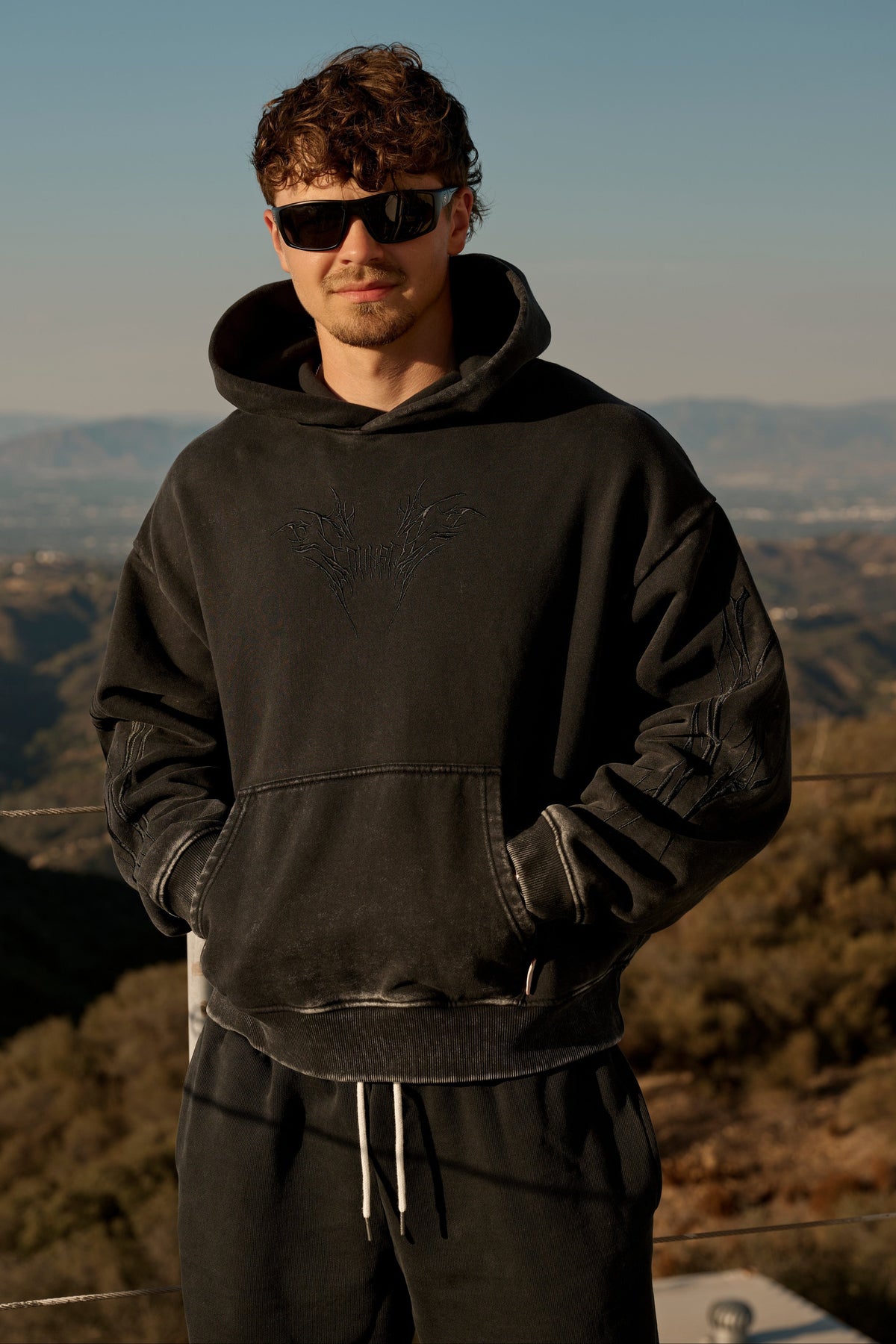 5033 - Vengeance Pullover Hoodies