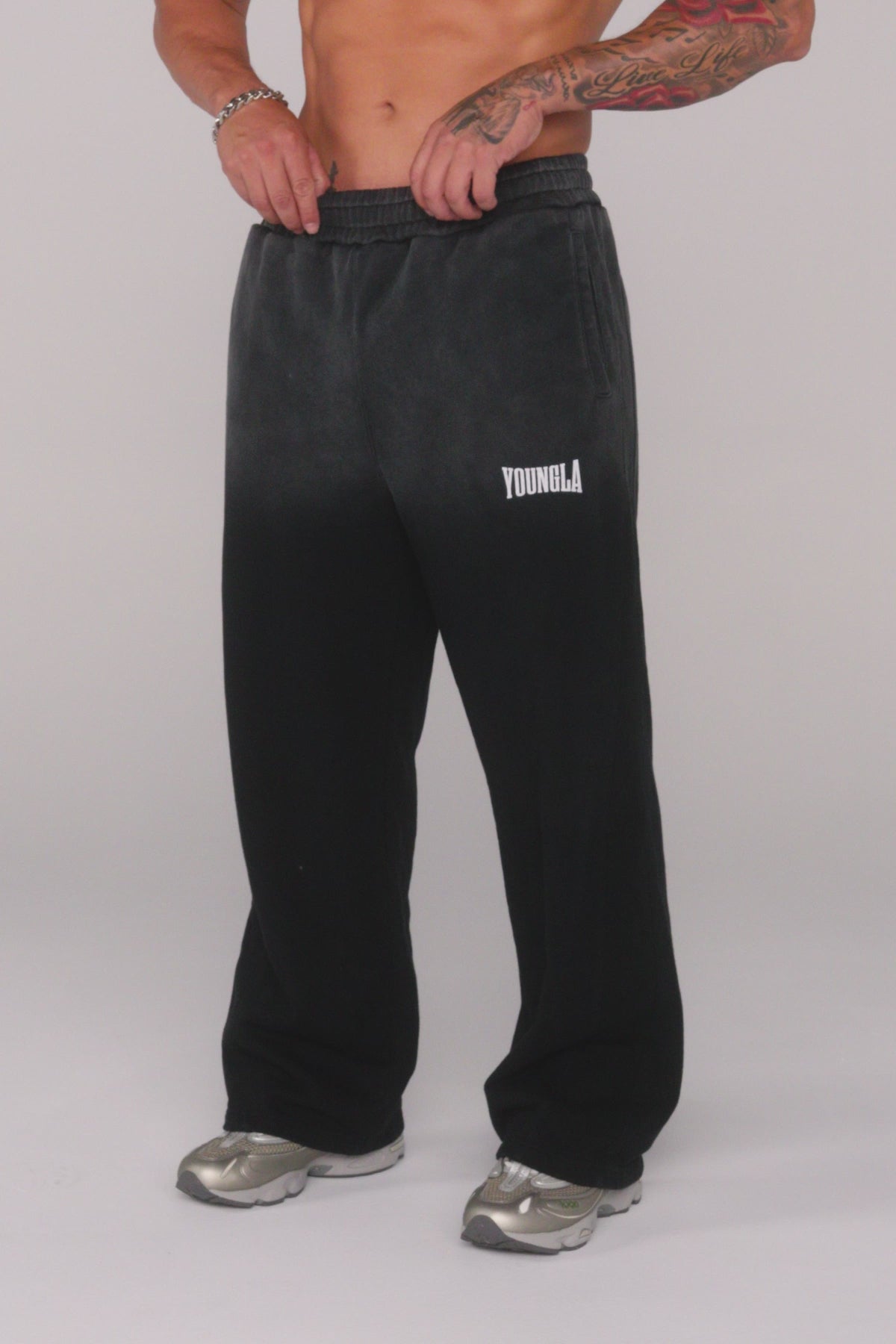 【関税込み】Helmut Lang ネイビー スリムフィット トラウザーズ スリムフィット 1つボタン ウエストサイドベルトツータック
