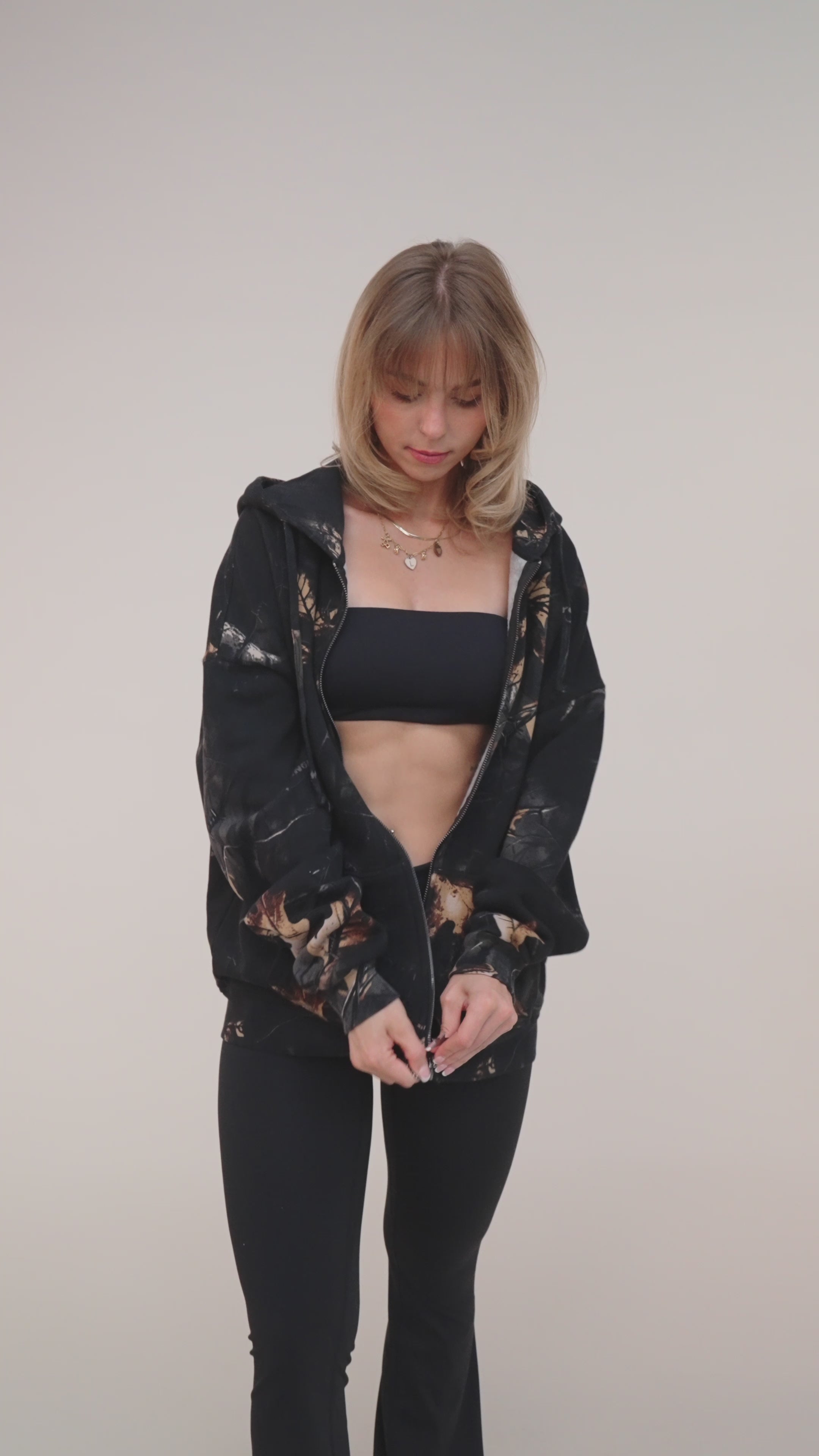 W533 Flashback Zip Hoodie