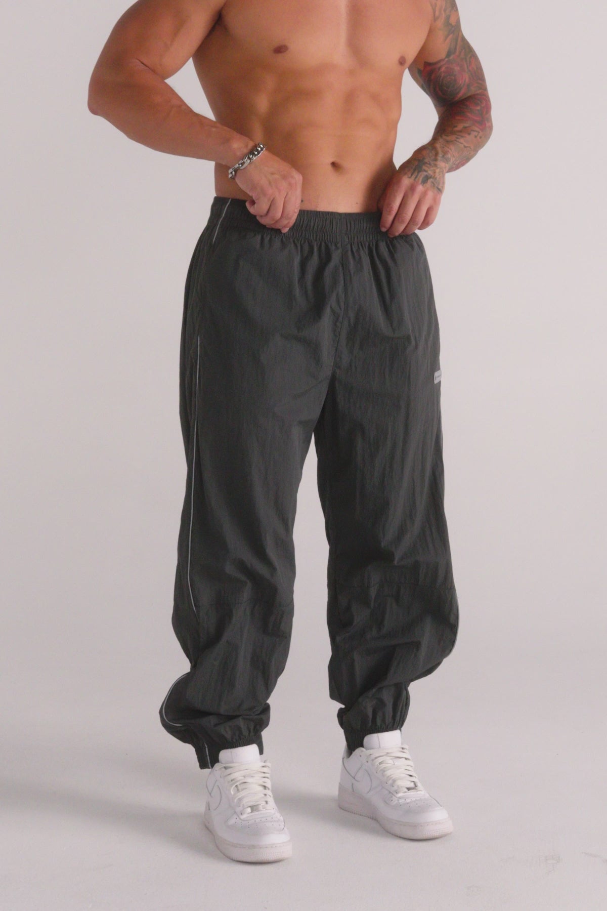 2091 - Retro Cuffed Joggers for Men's -  relaxed, loose fit for ultimate comfort with modern and versatile - Video